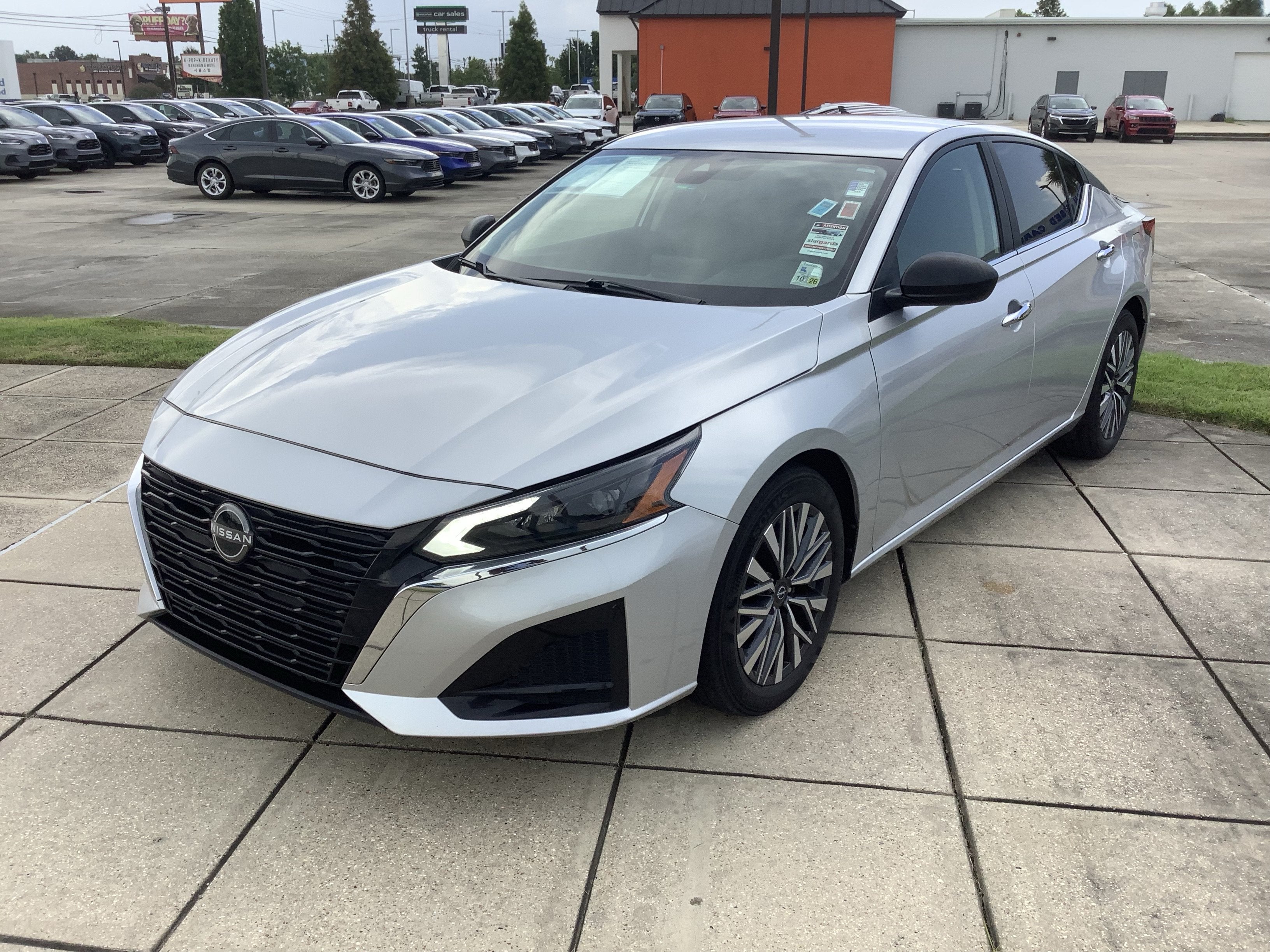 2024 Nissan Altima 2.5 SV