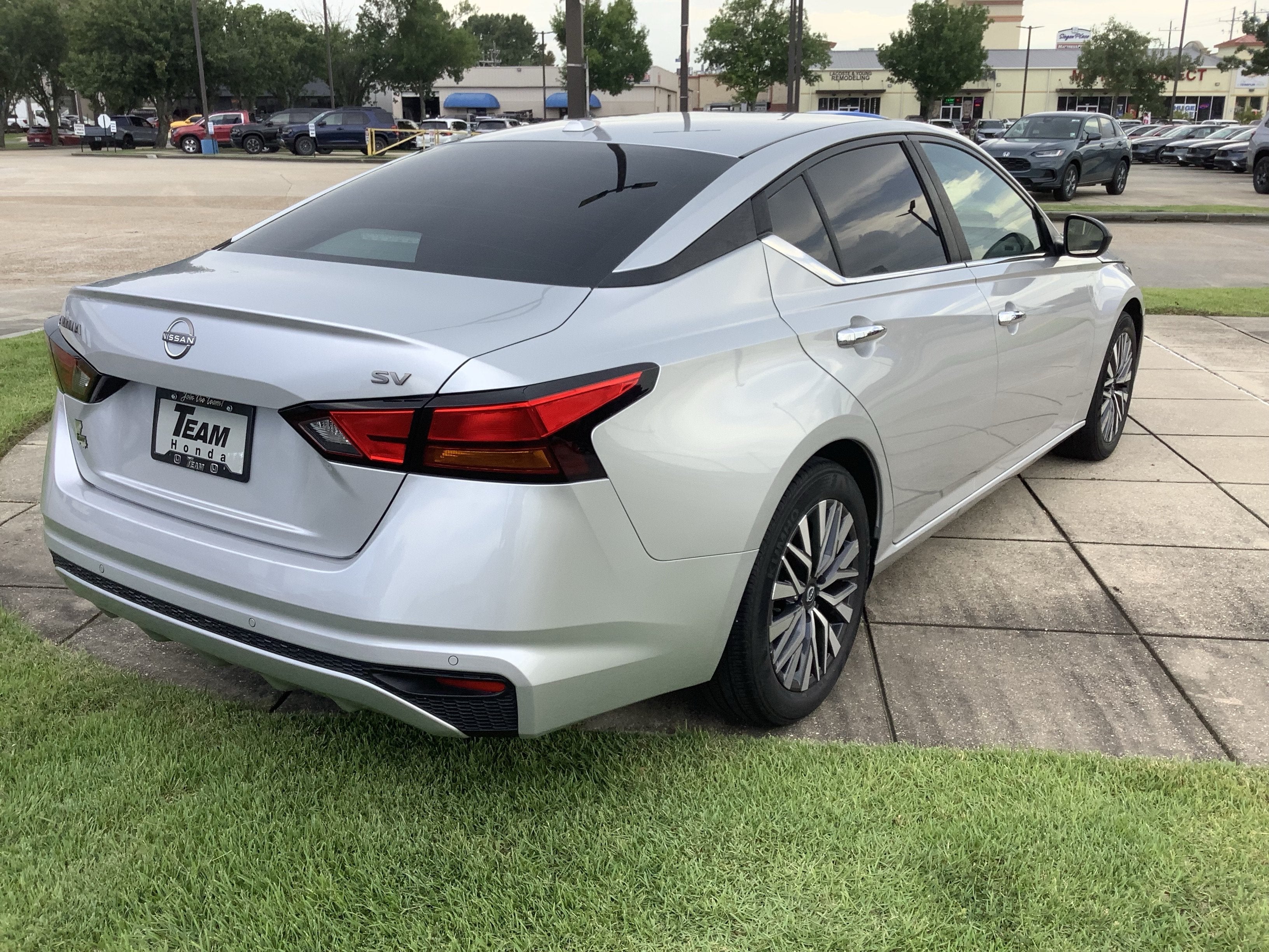 2024 Nissan Altima 2.5 SV