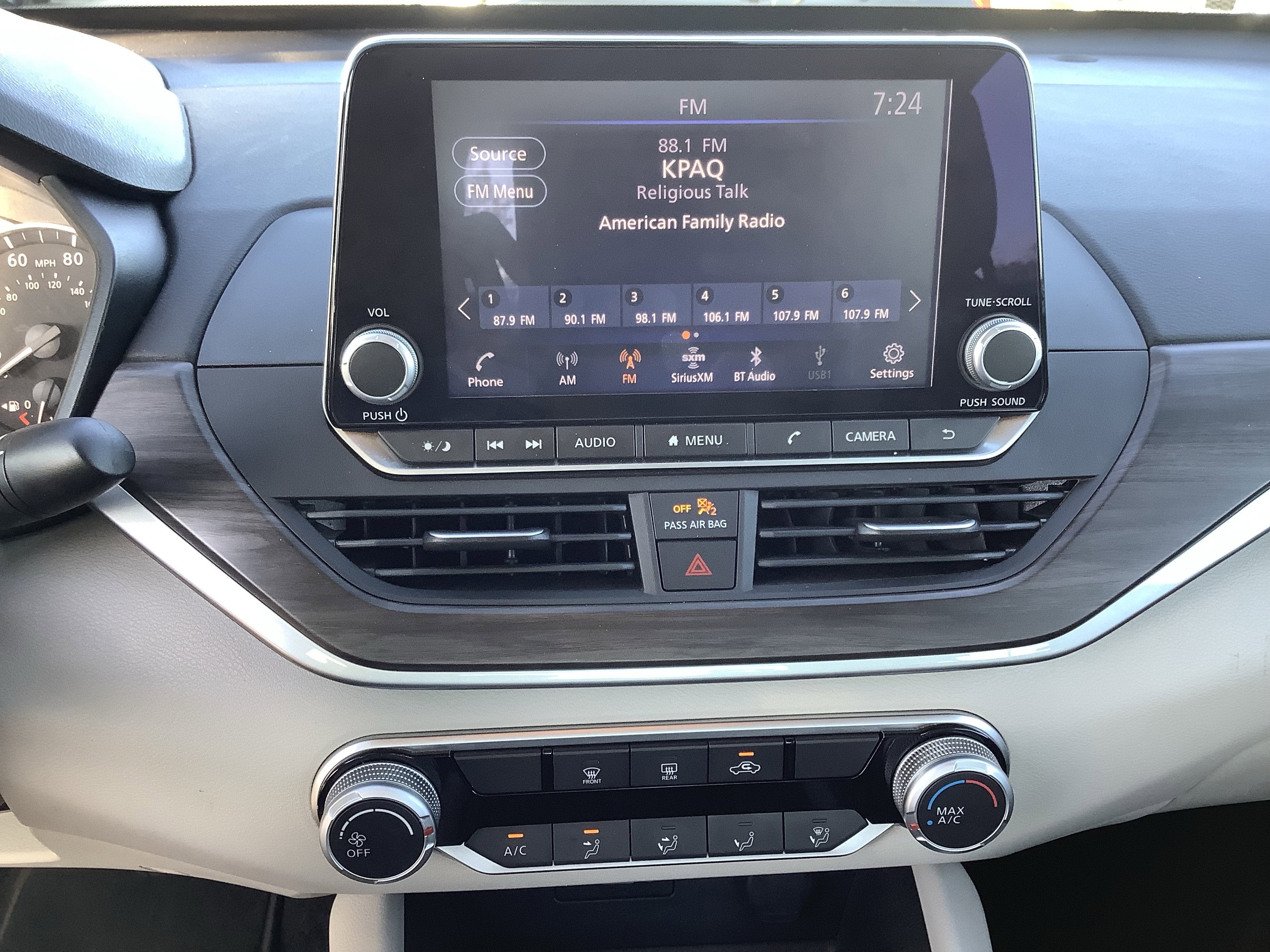 2025 Nissan Altima SV