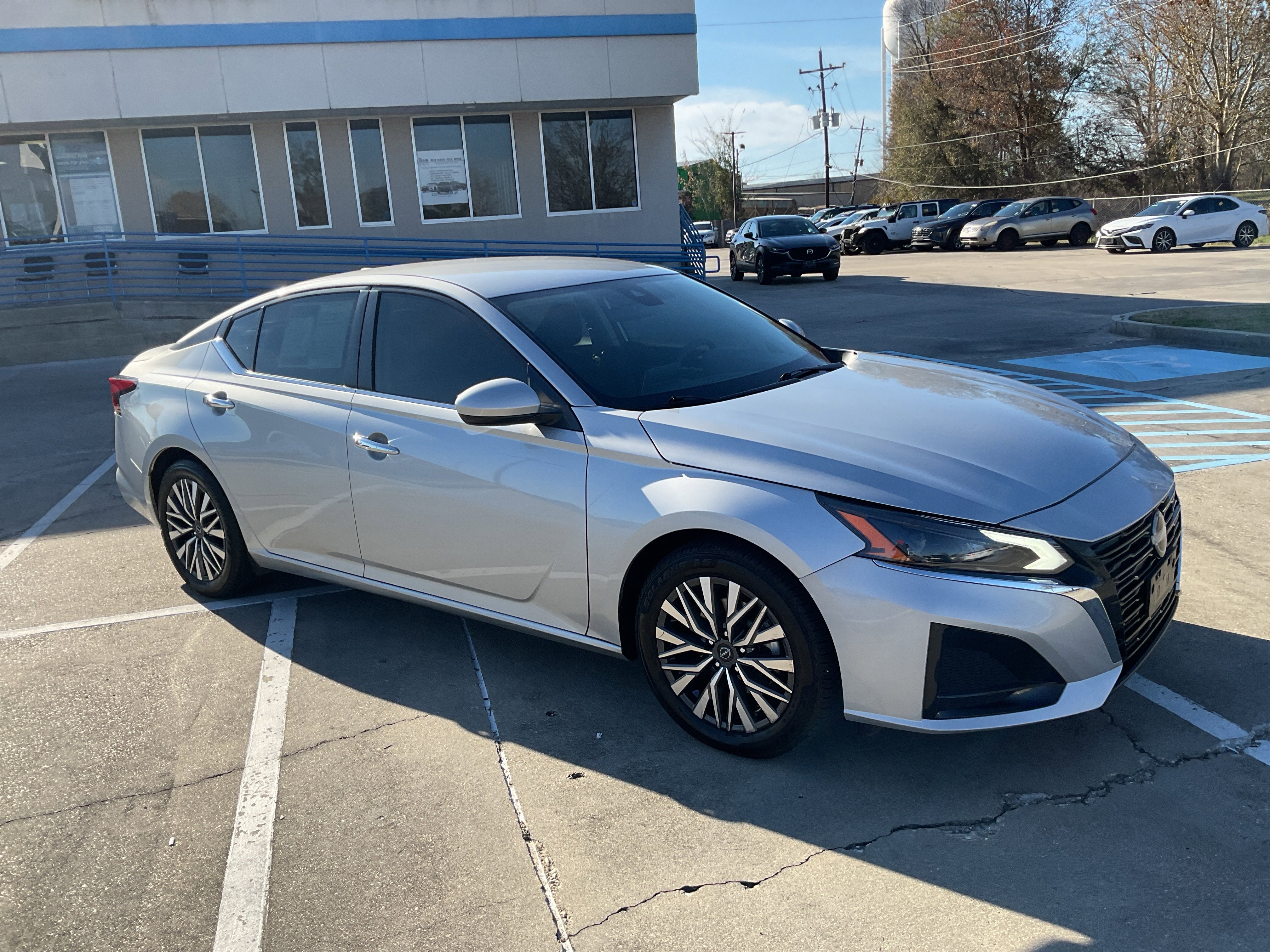 2023 Nissan Altima 2.5 SV