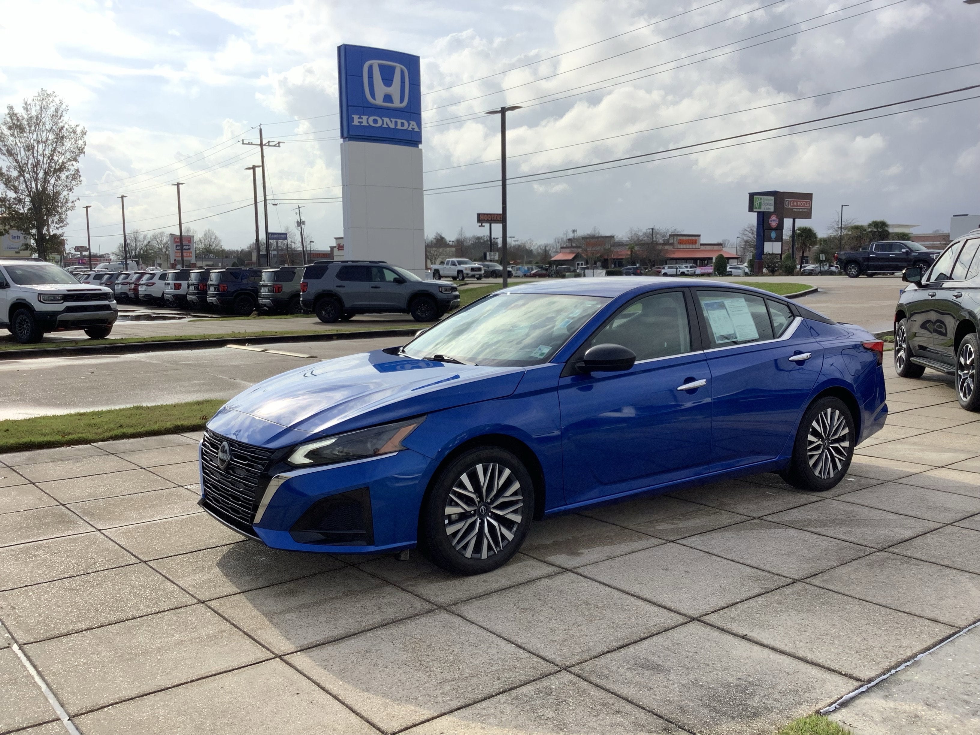 2025 Nissan Altima SV