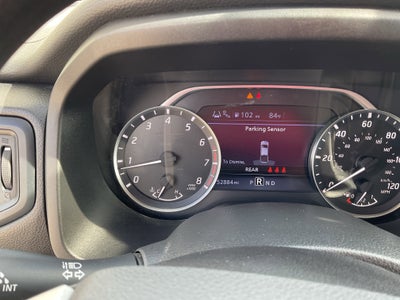 2023 Nissan Titan SV