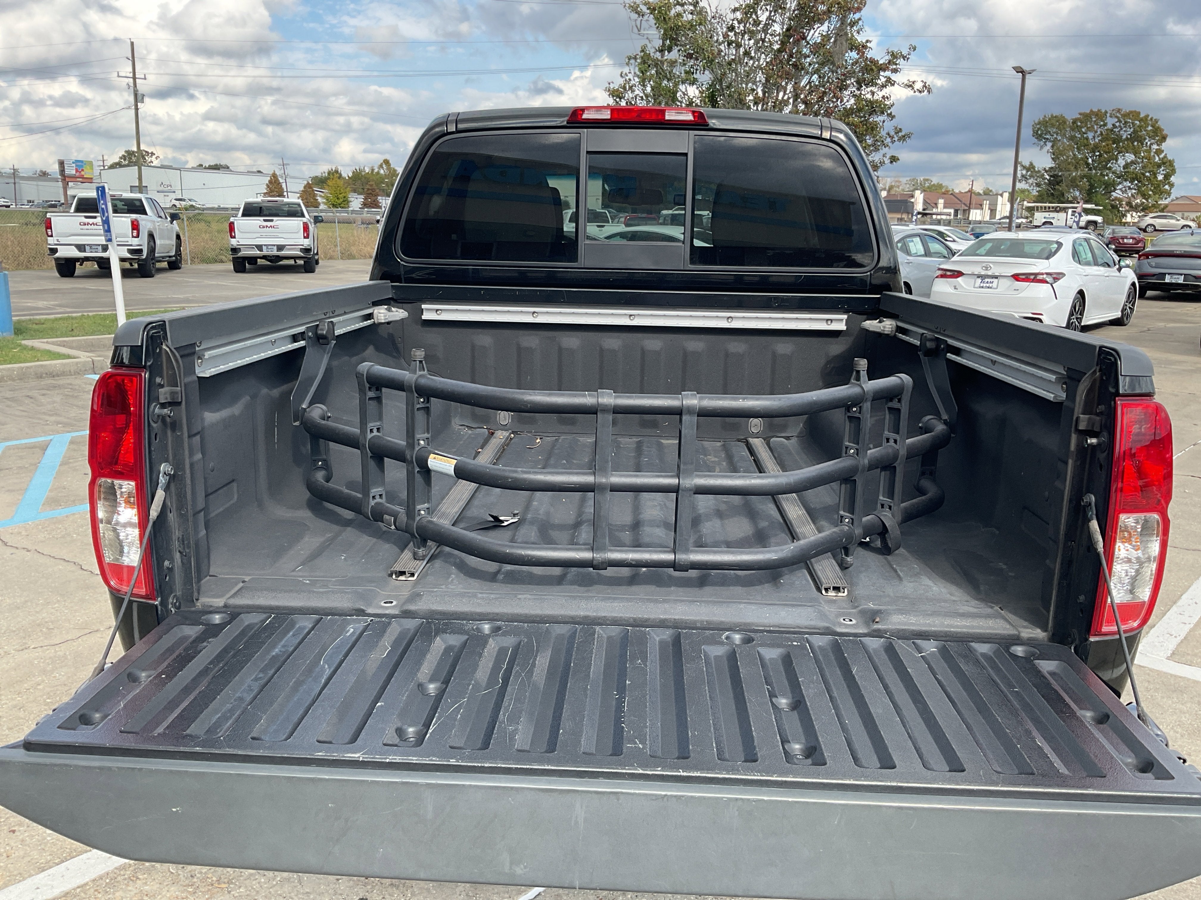 2021 Nissan Frontier SV