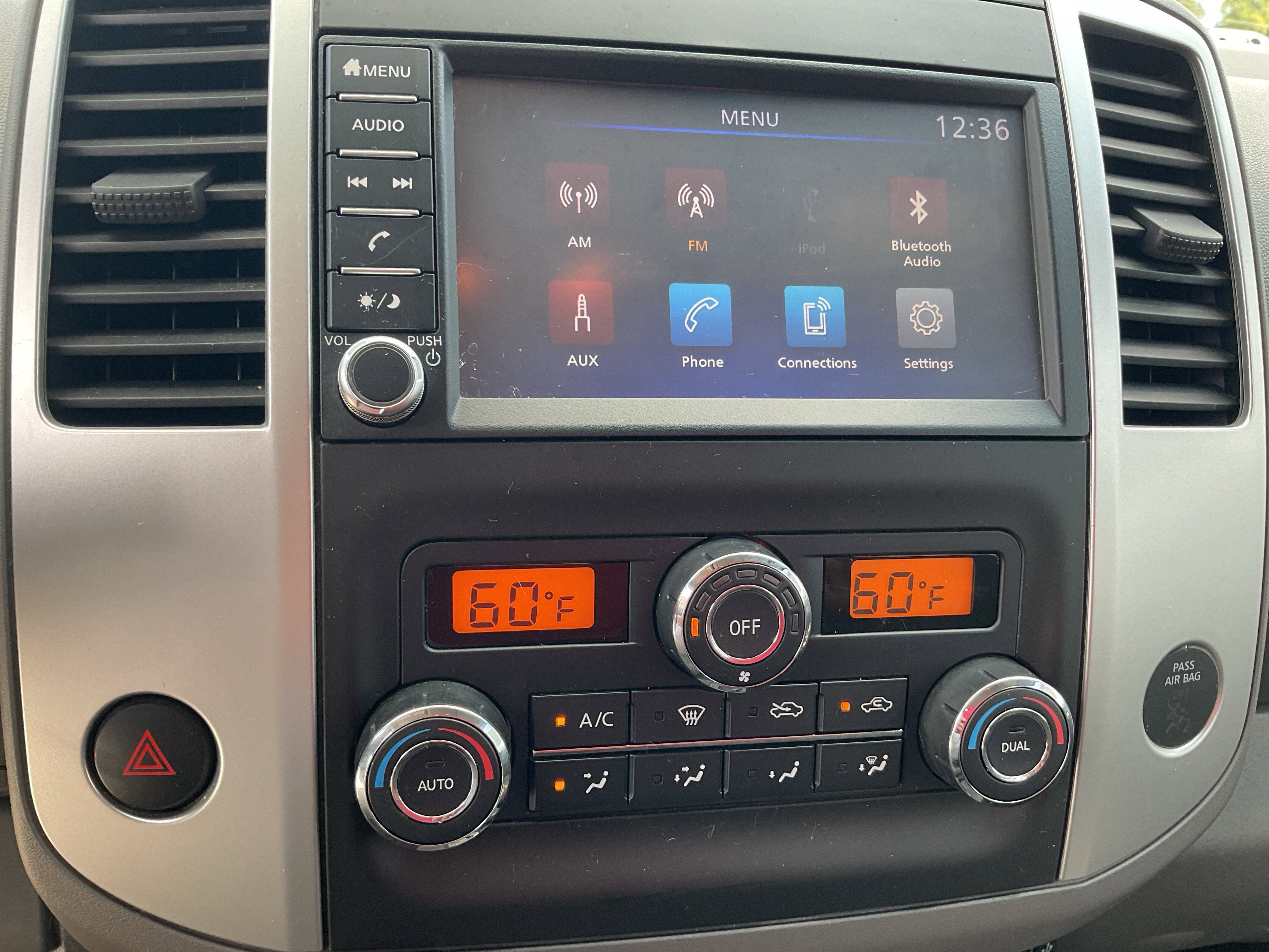 2021 Nissan Frontier SV