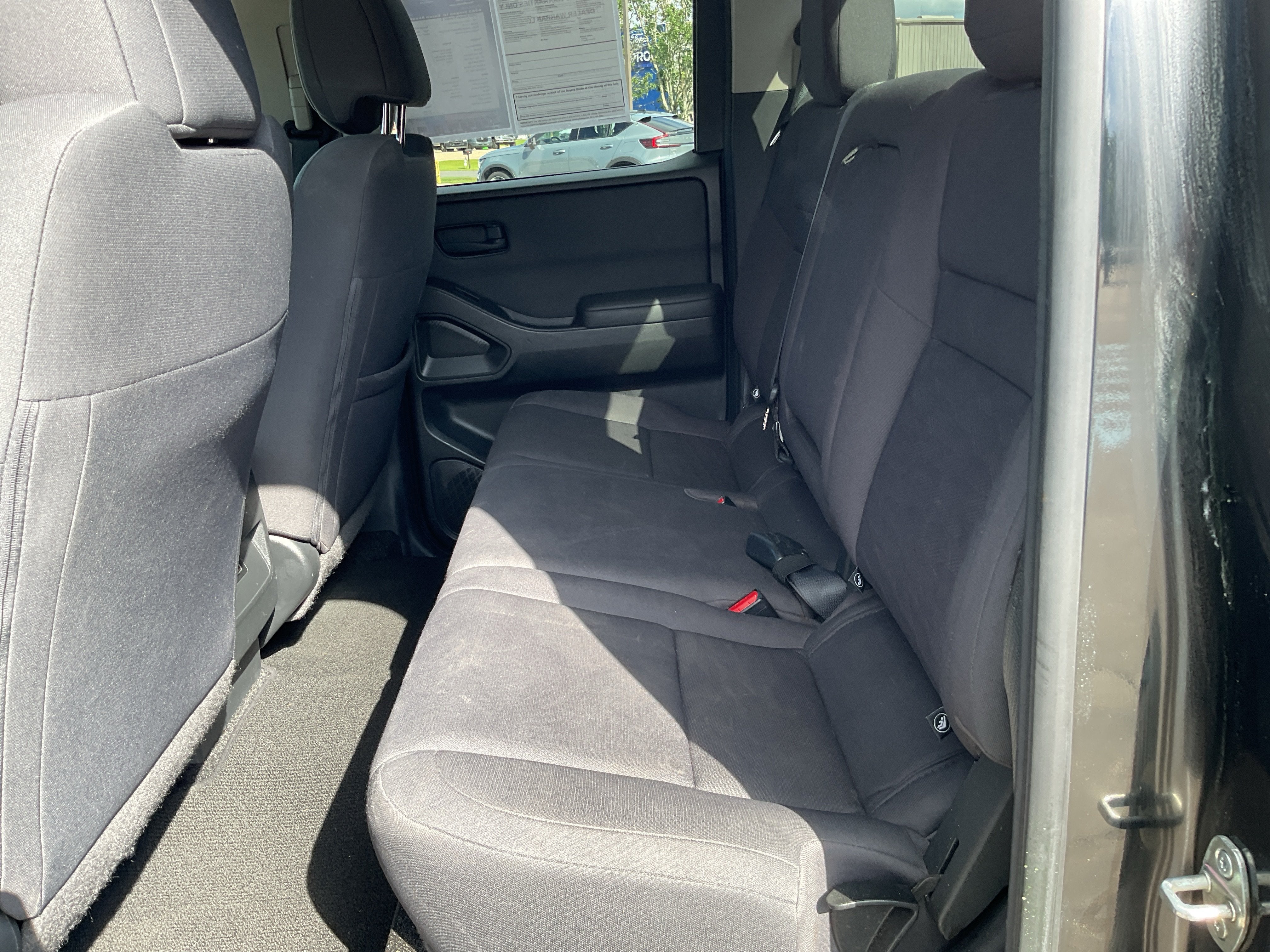 2022 Nissan Frontier S