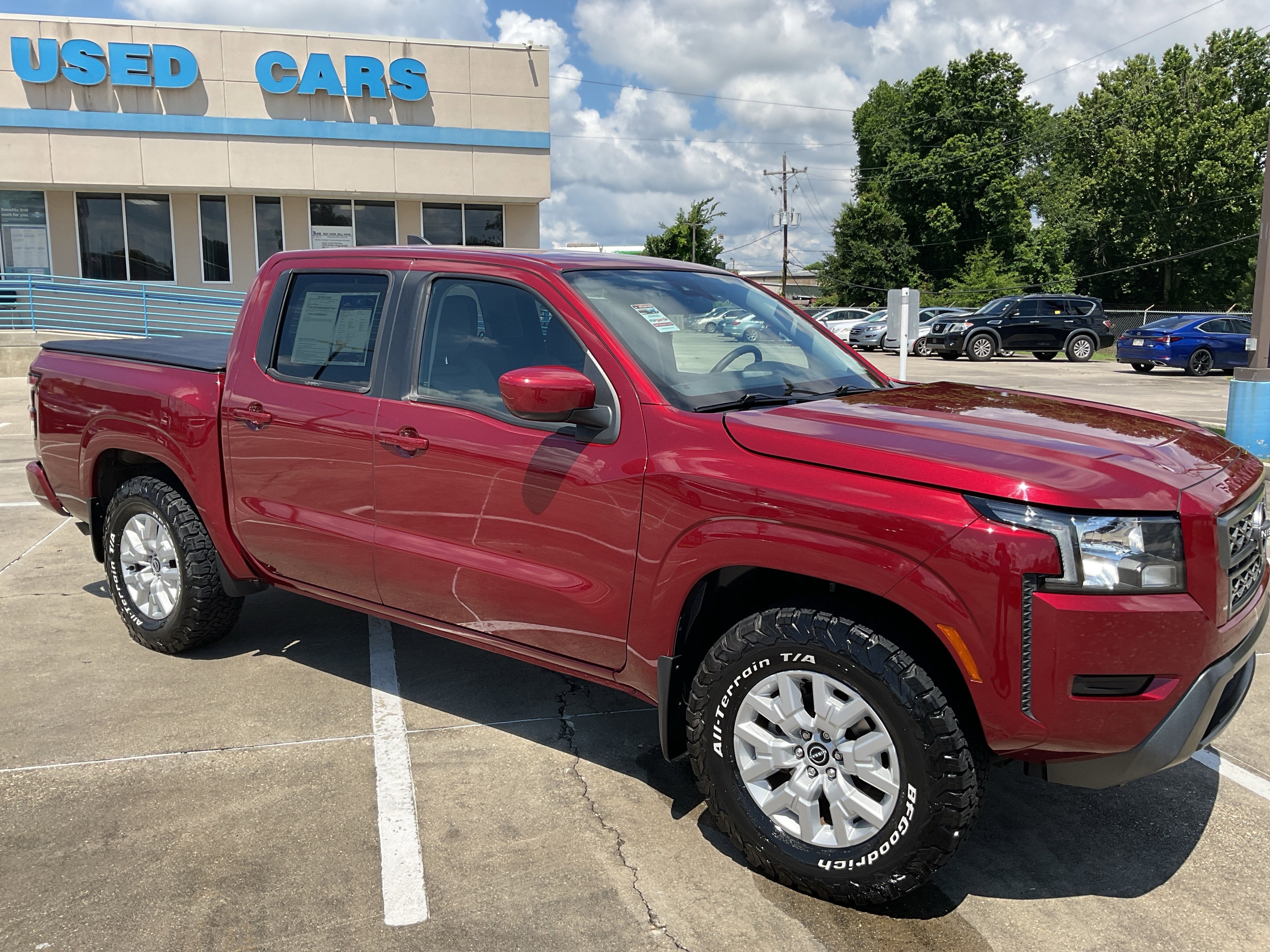 2022 Nissan Frontier SV