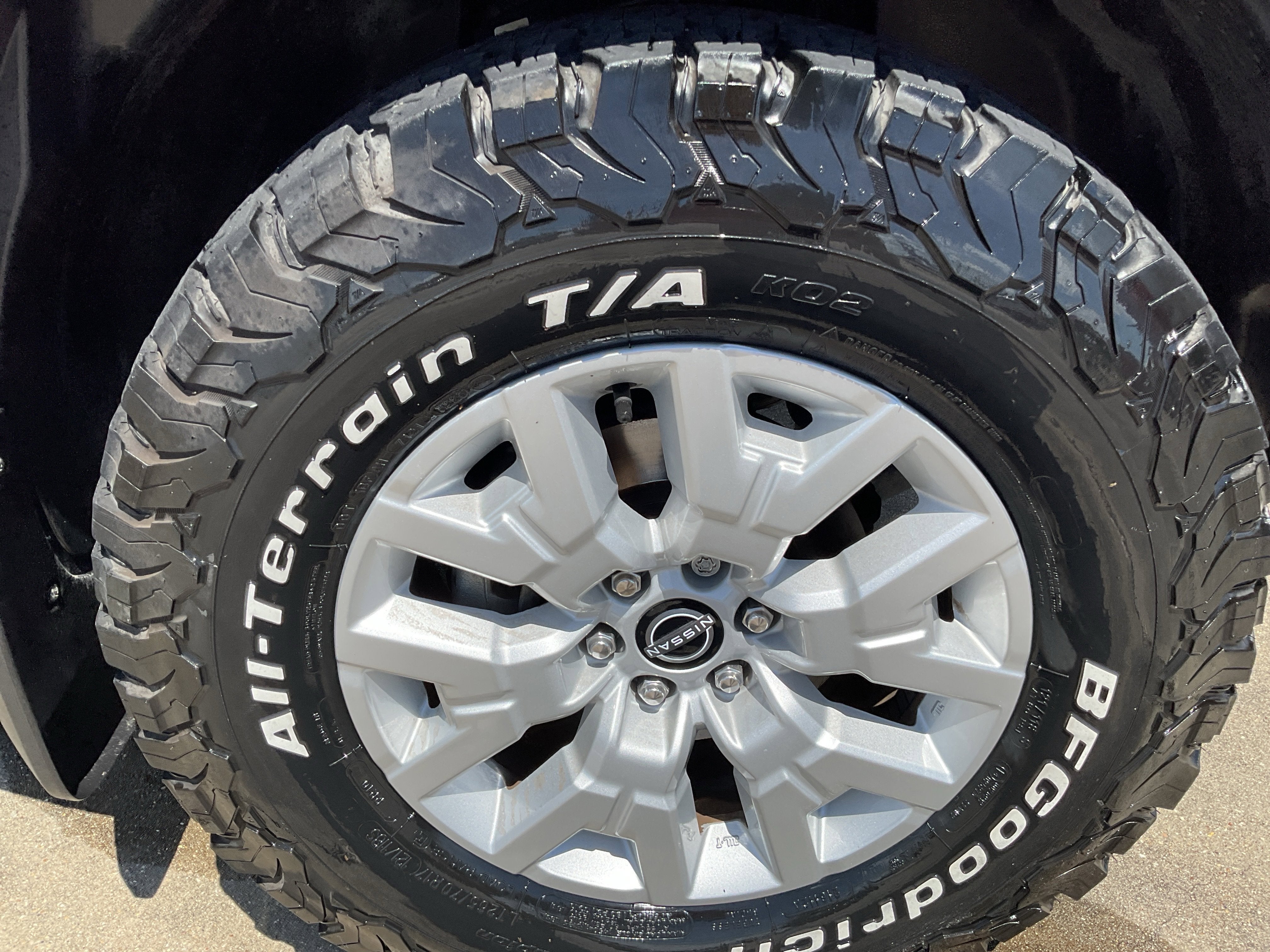 2022 Nissan Frontier SV