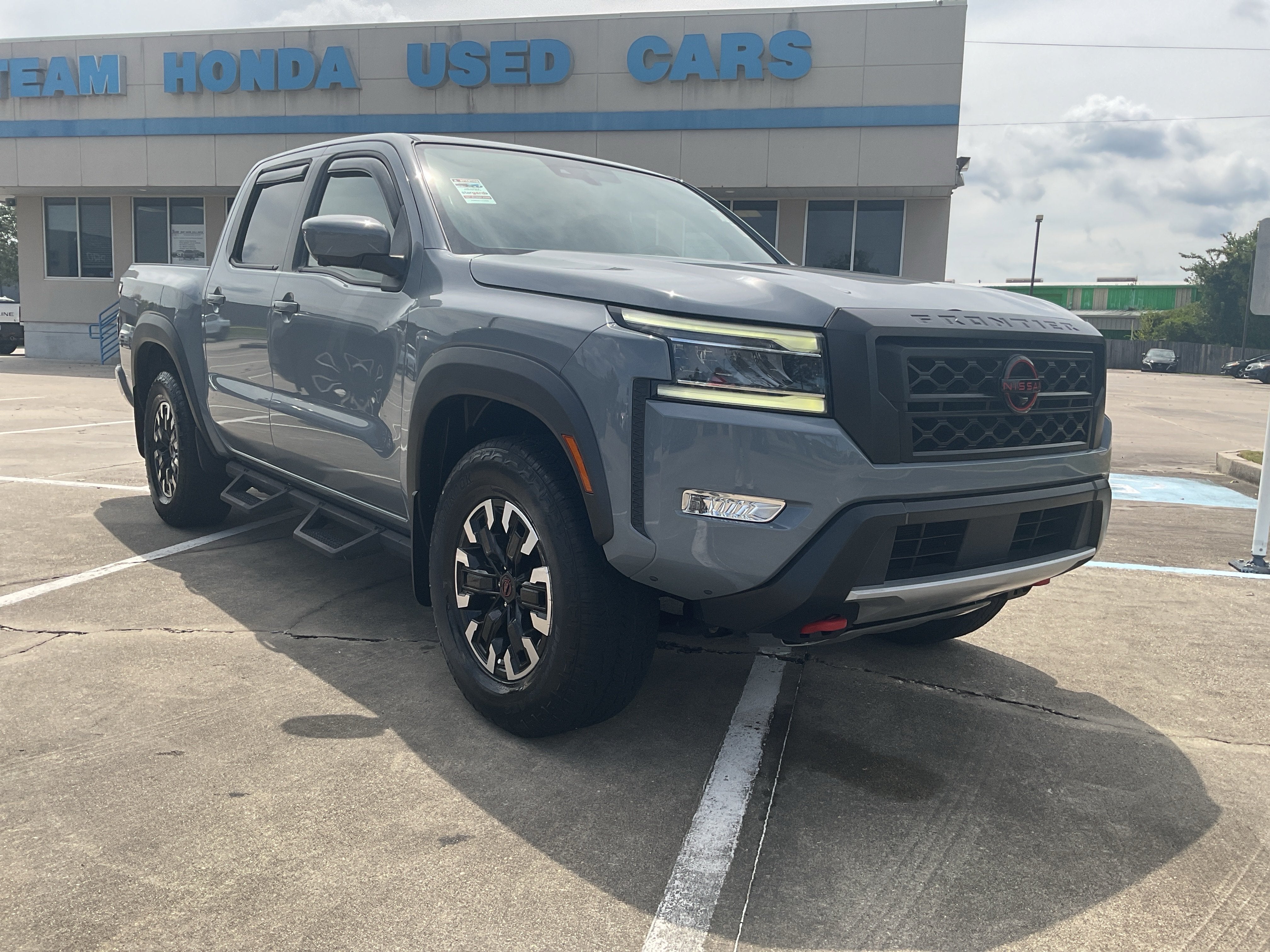 2023 Nissan Frontier PRO-4X