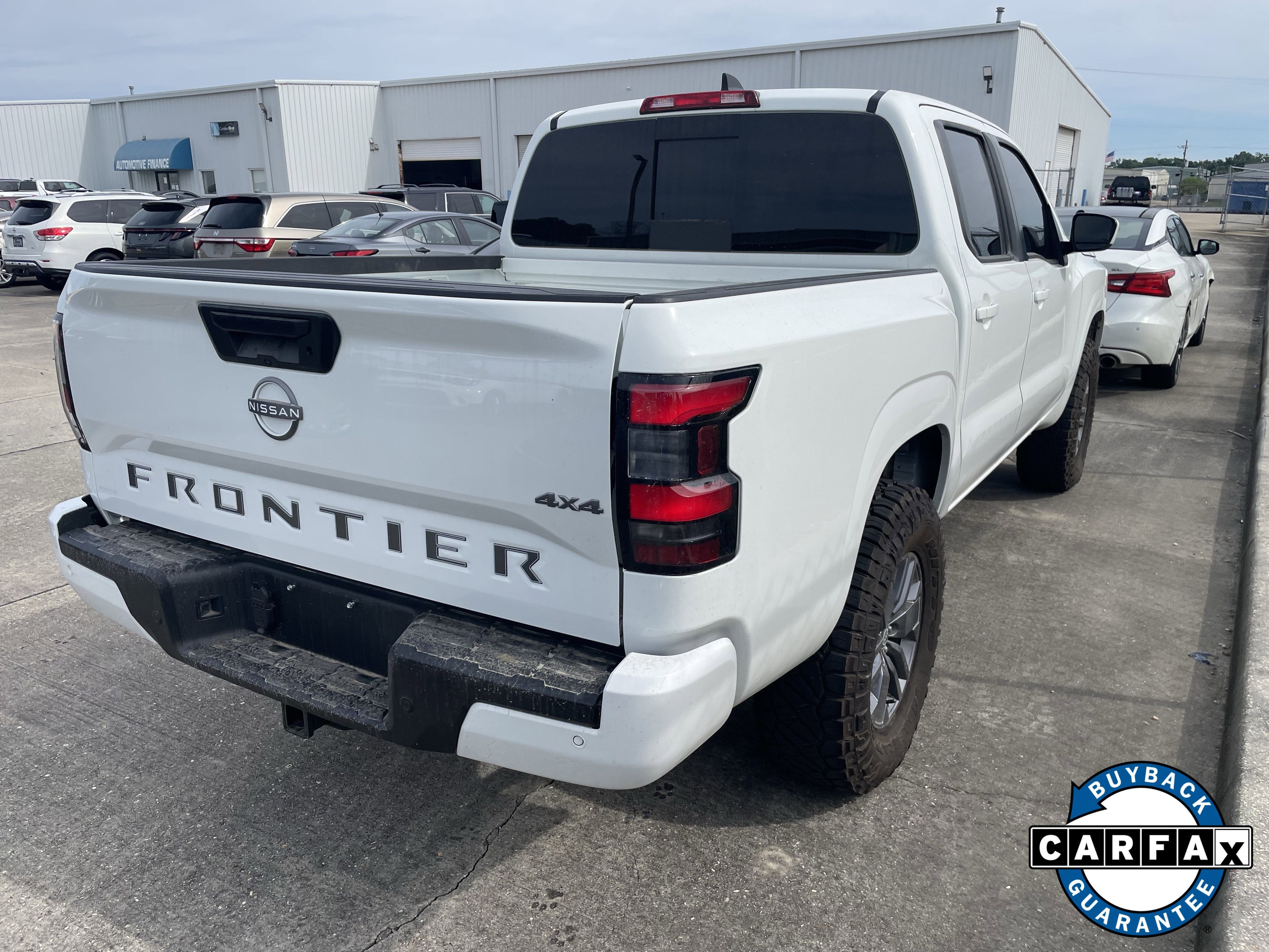 2025 Nissan Frontier SV