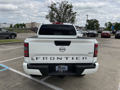 2025 Nissan Frontier SV
