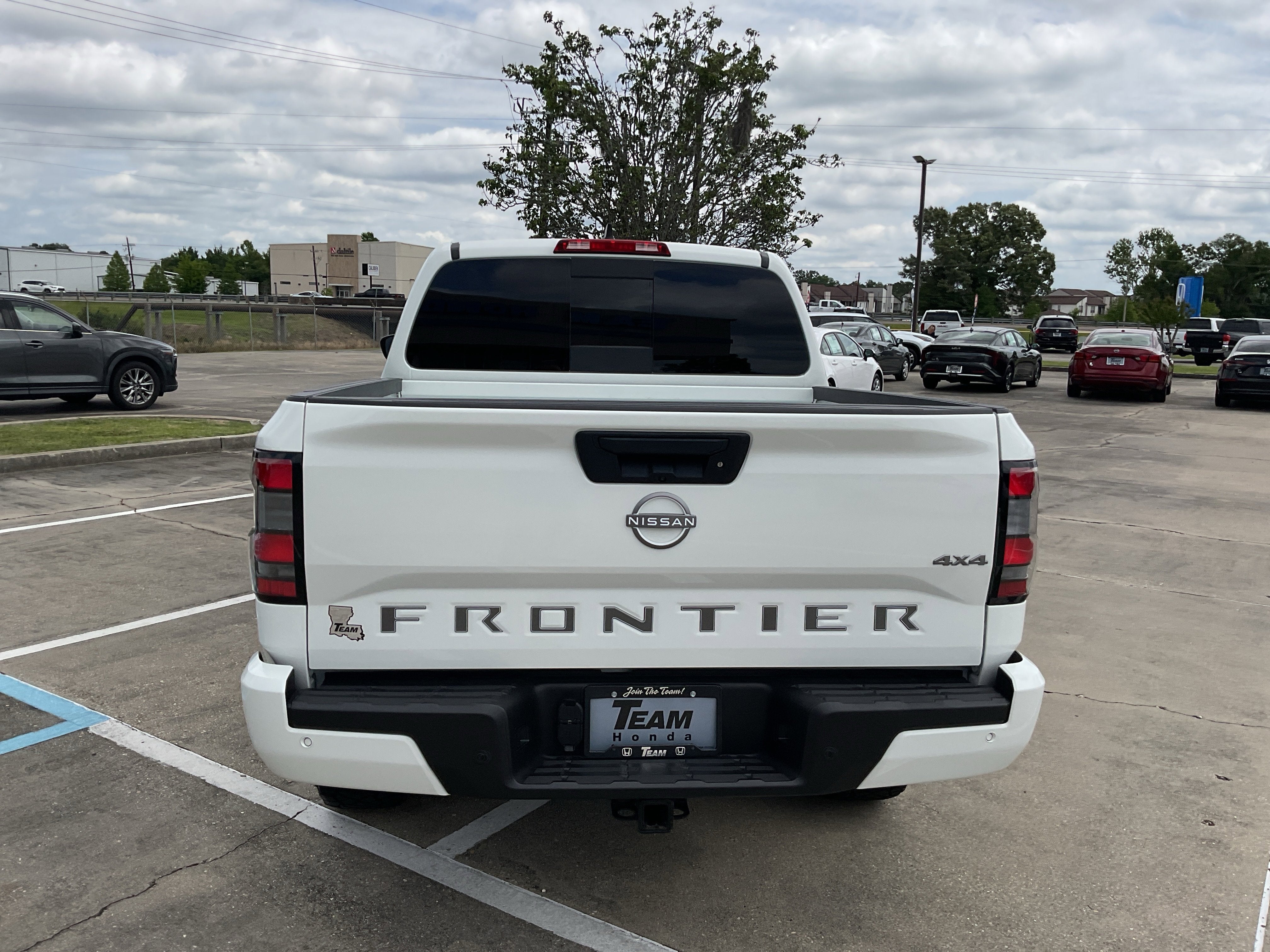 2025 Nissan Frontier SV