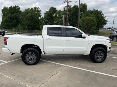 2025 Nissan Frontier SV