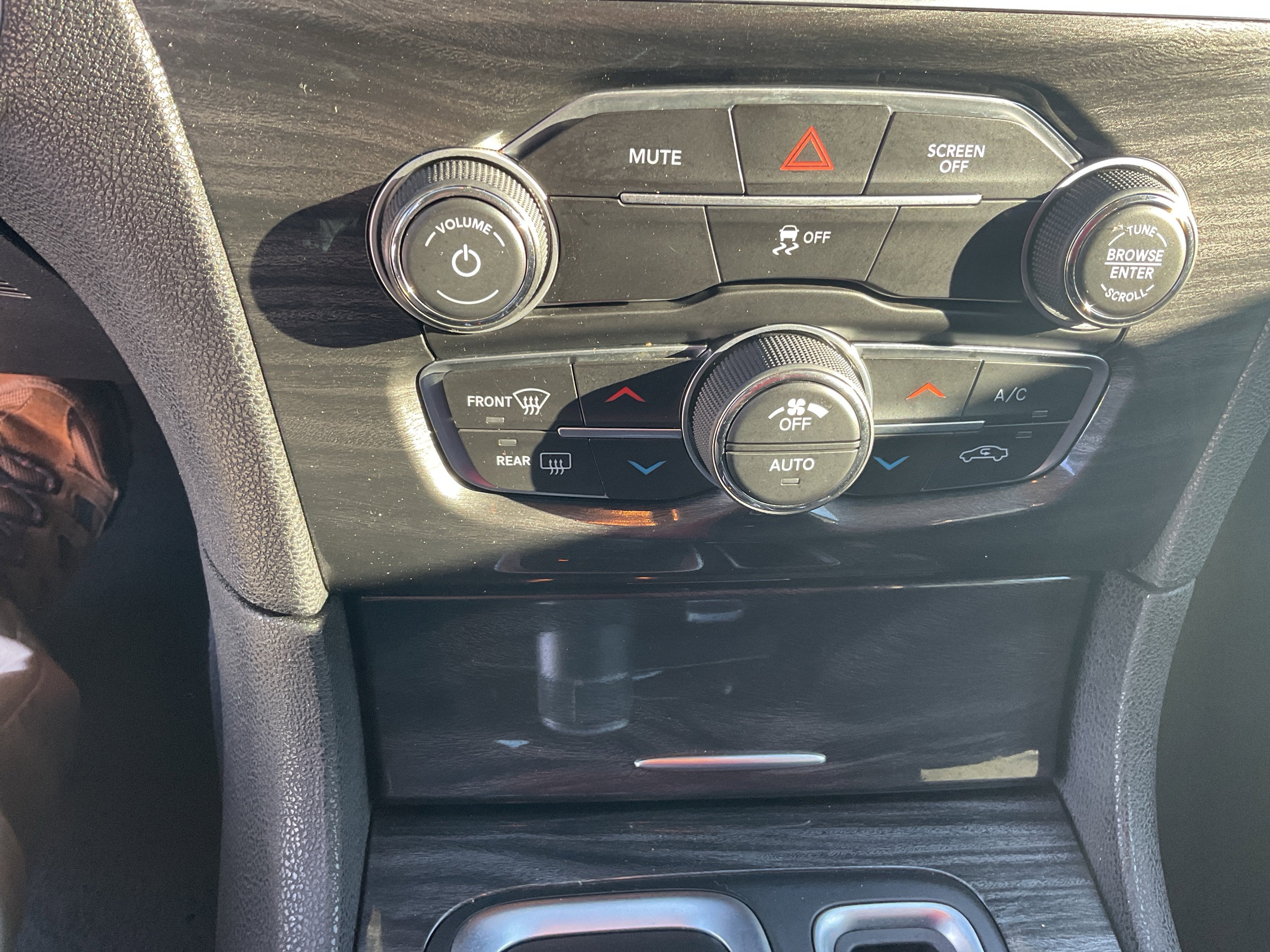 2021 Chrysler 300 Touring