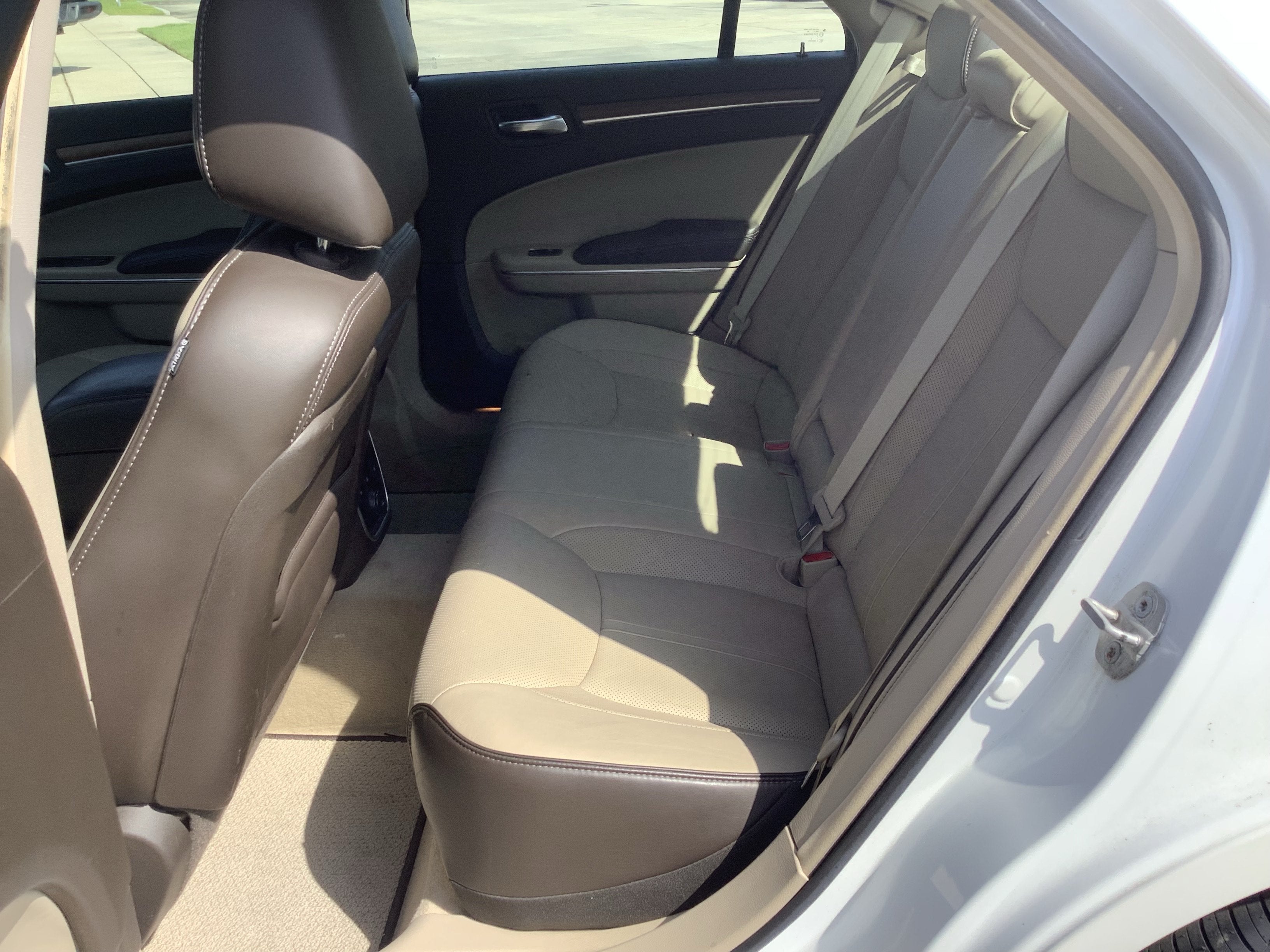 2012 Chrysler 300 300C Luxury Series