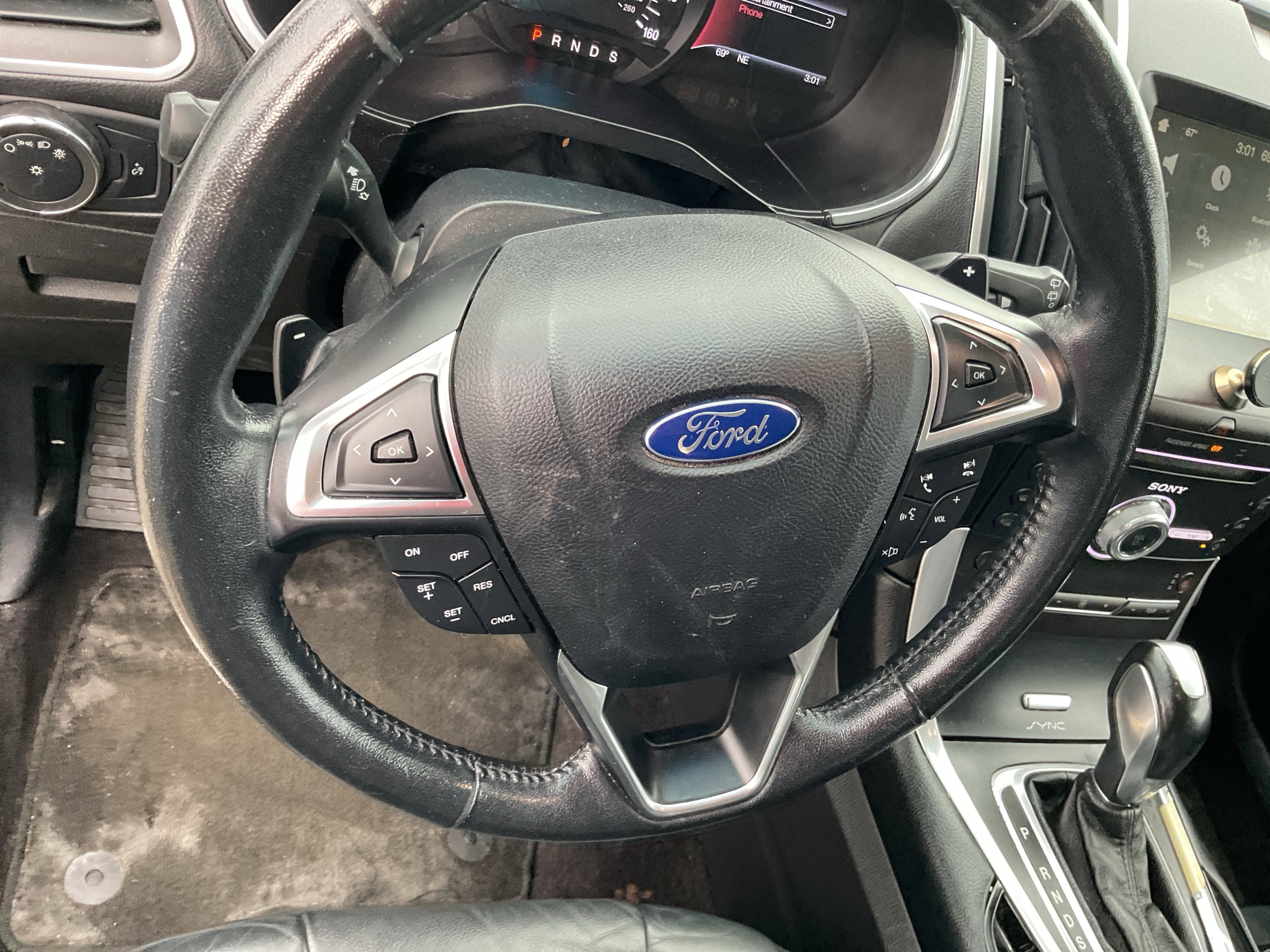 2017 Ford Edge Titanium