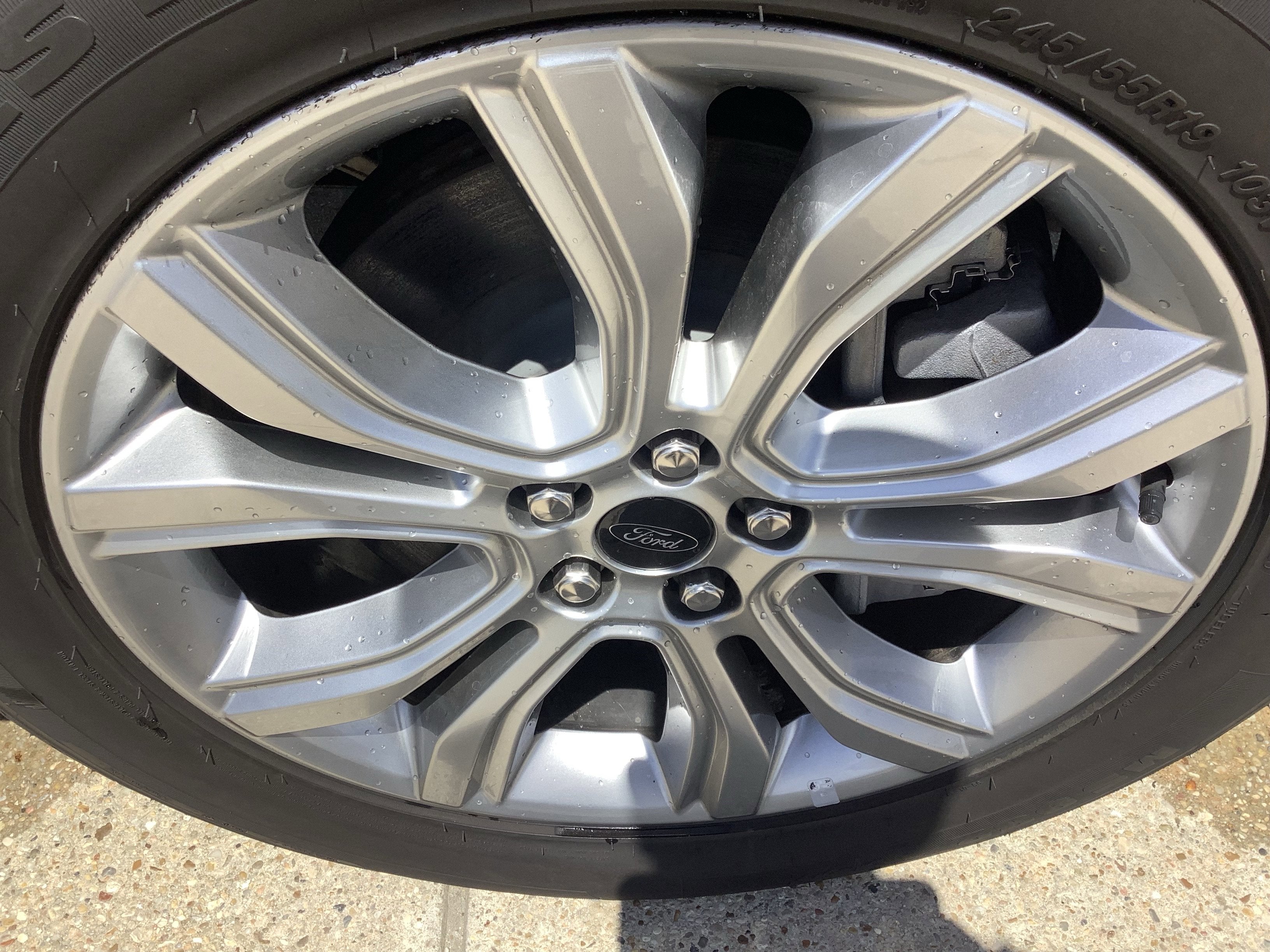 2024 Ford Edge Titanium