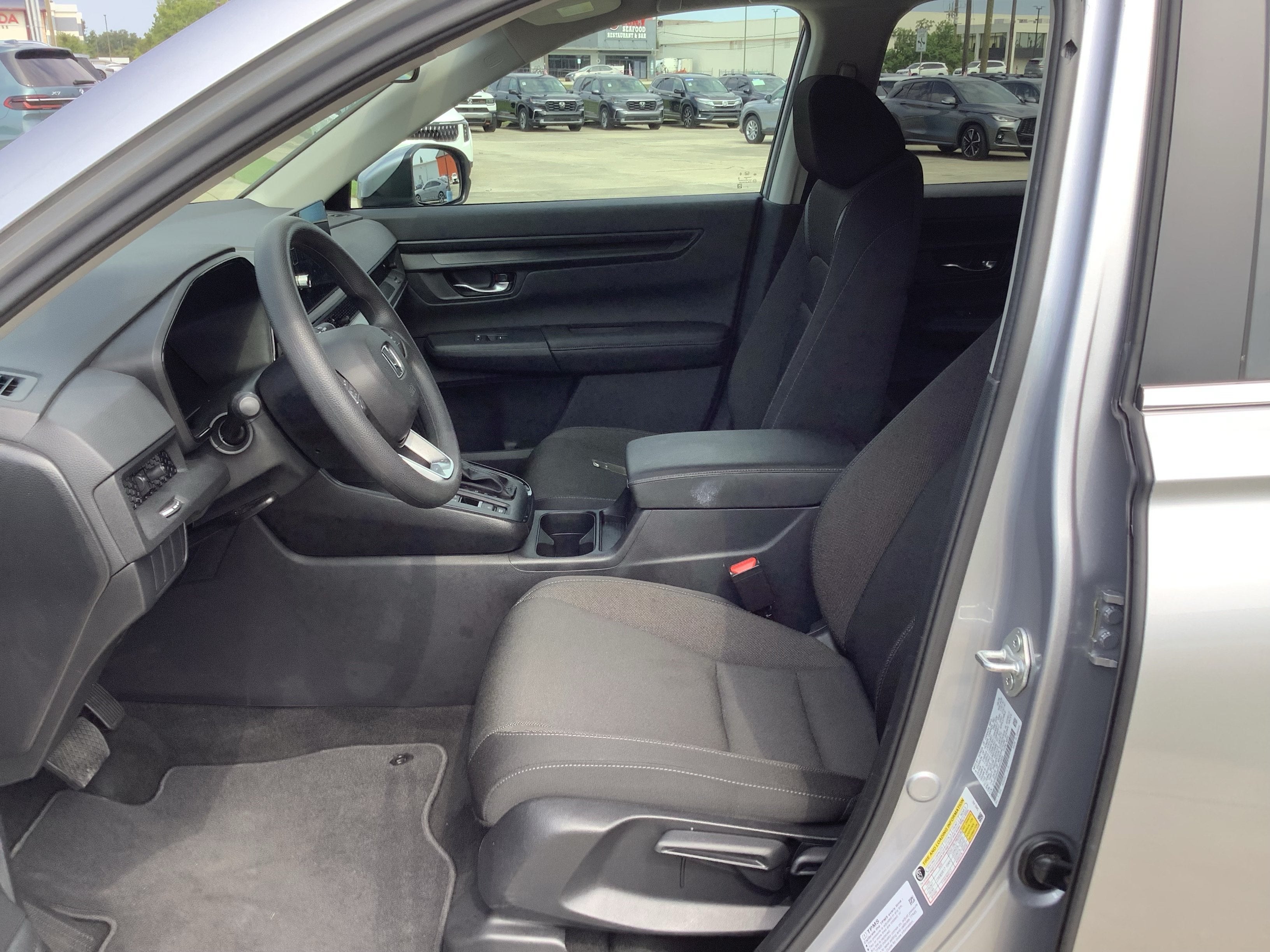 2026 Honda CR-V LX - Photo 12
