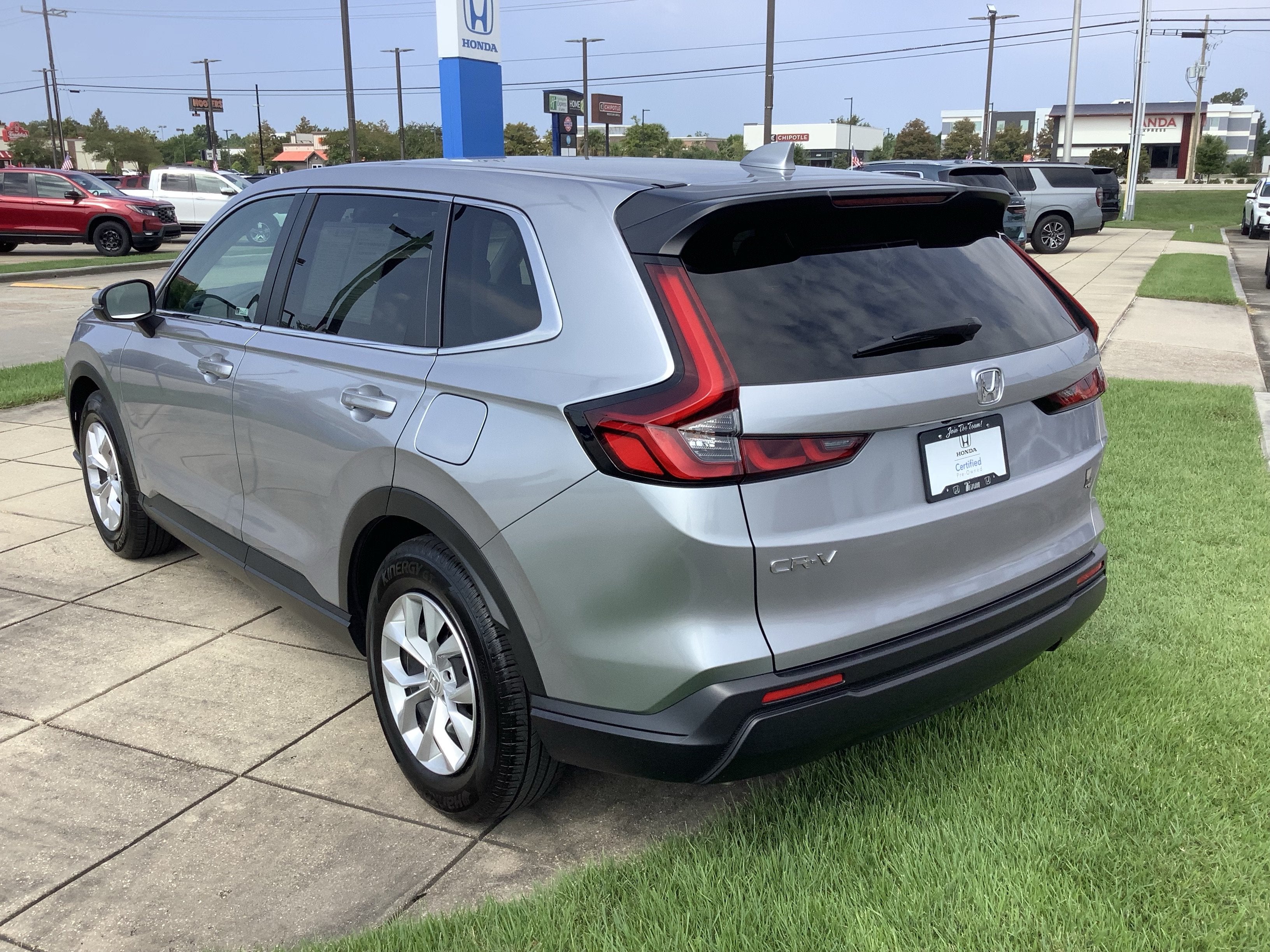 2026 Honda CR-V LX - Photo 6