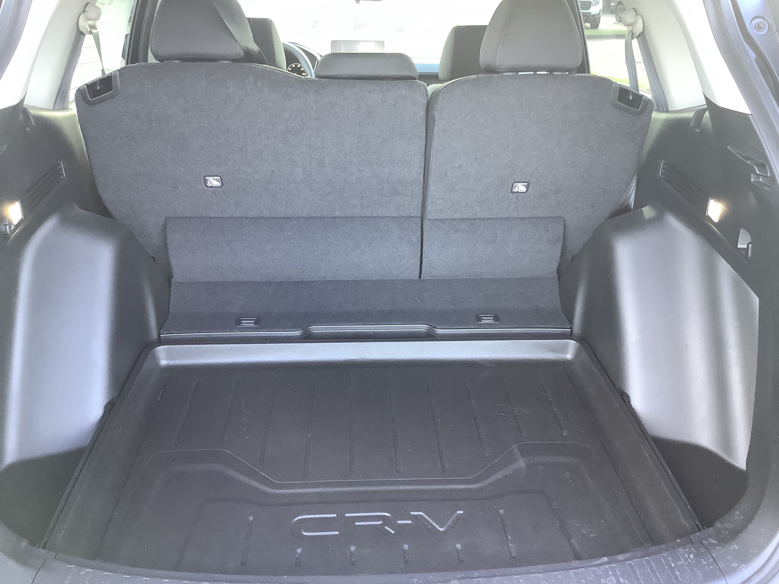 2025 Honda CR-V LX - Photo 14