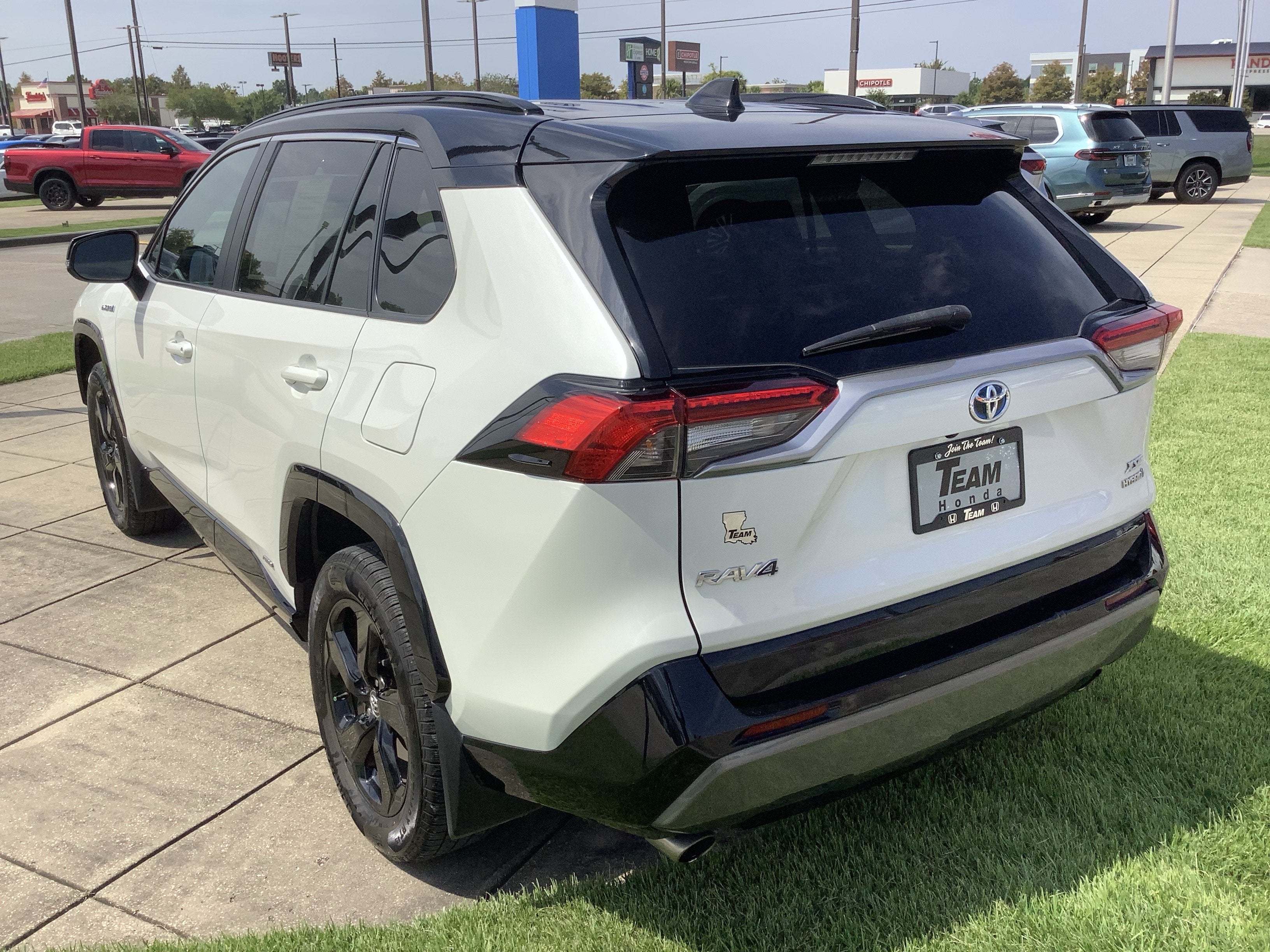 2020 Toyota RAV4 Hybrid XSE