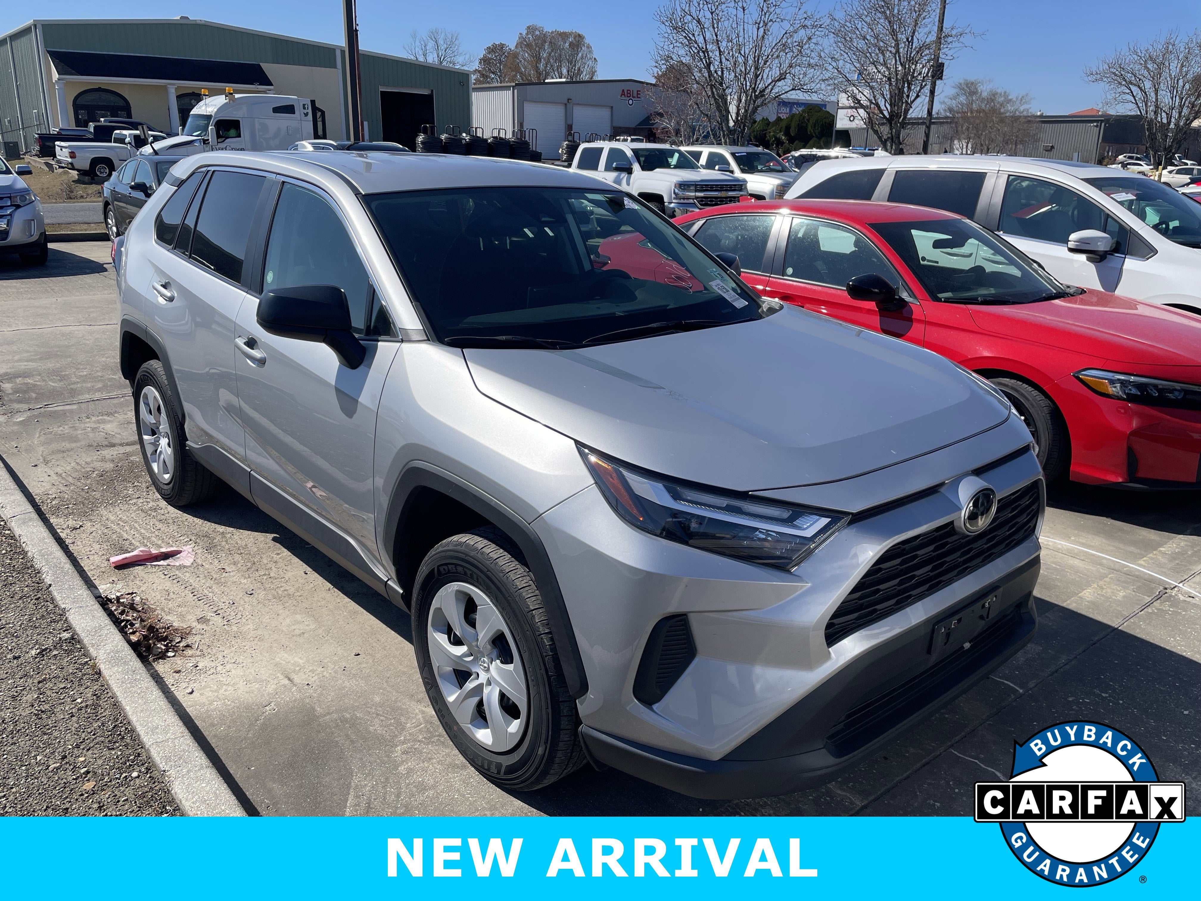 2024 Toyota RAV4 LE