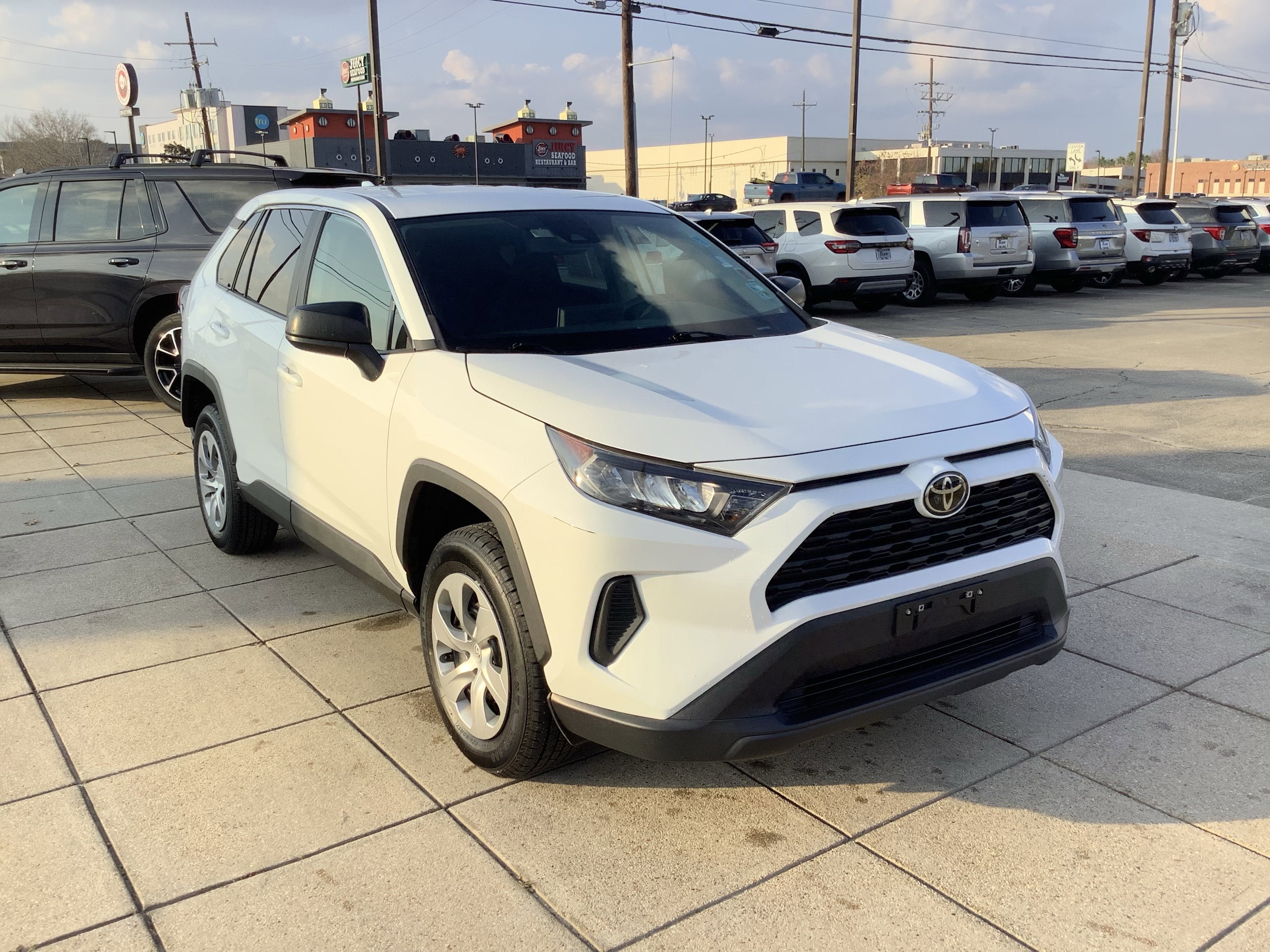 2022 Toyota RAV4 LE