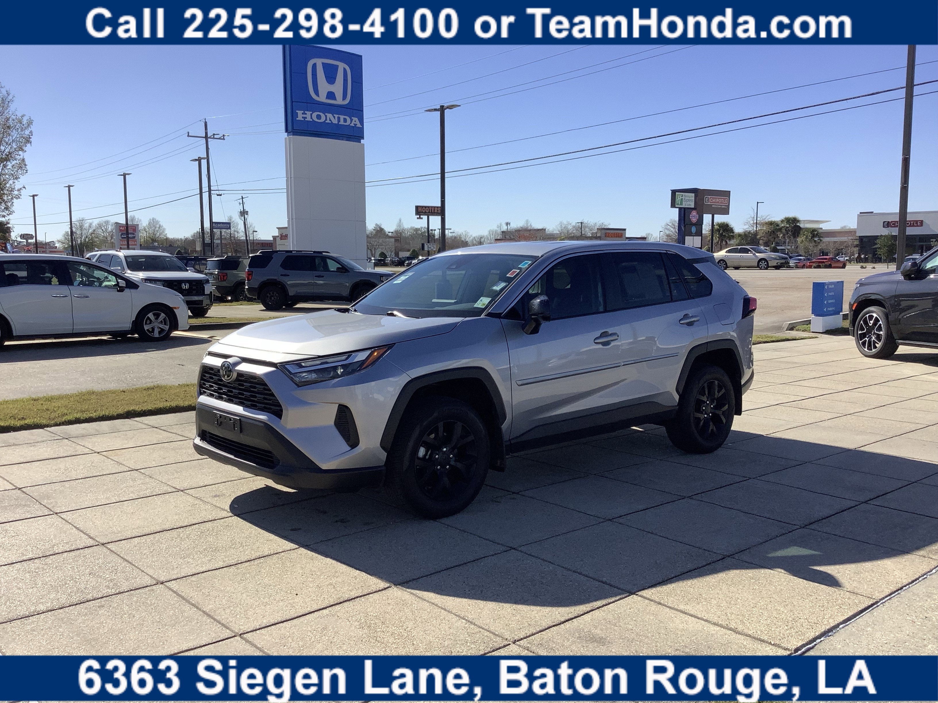 2024 Toyota RAV4 LE