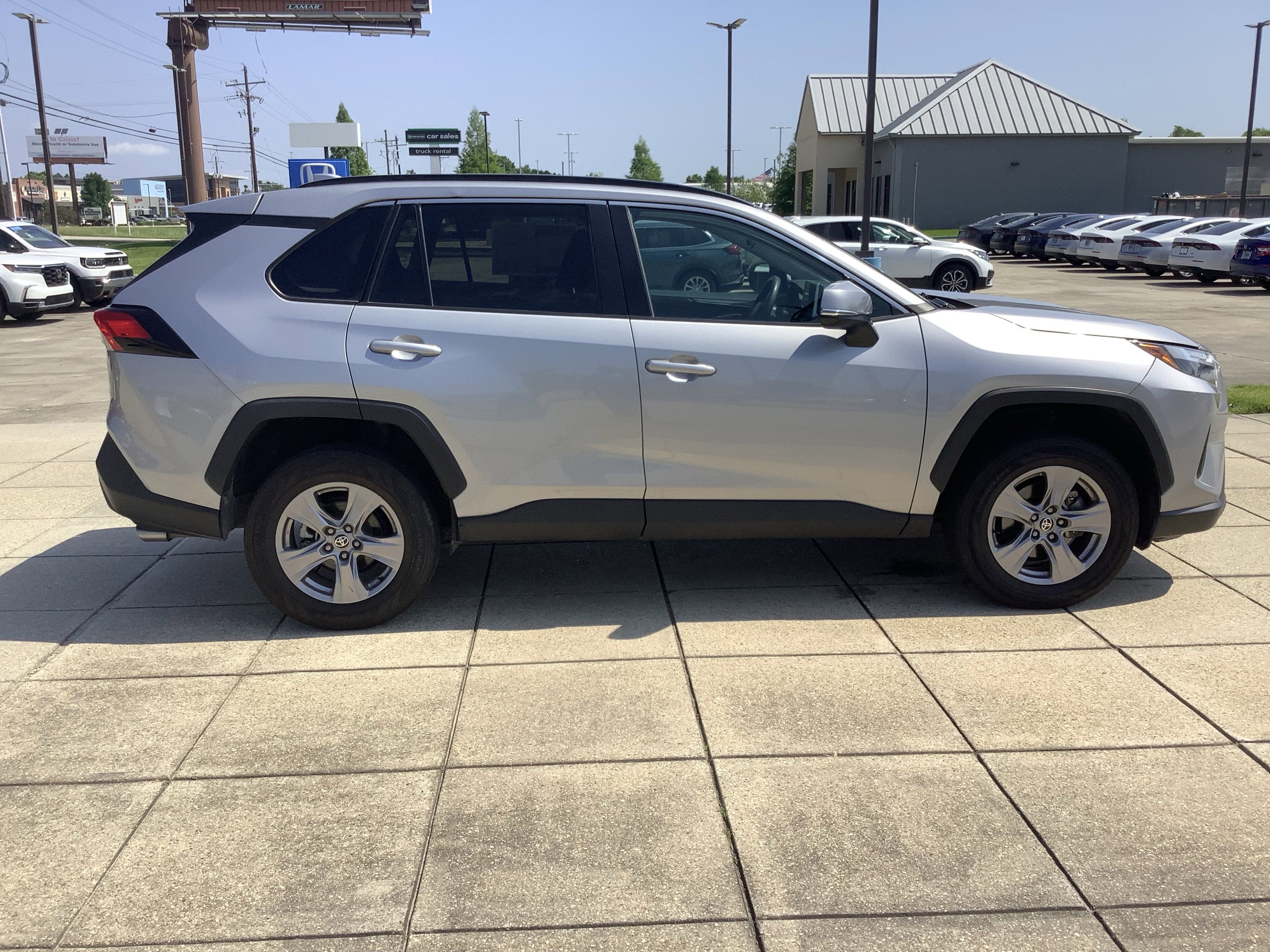 2024 Toyota RAV4 XLE