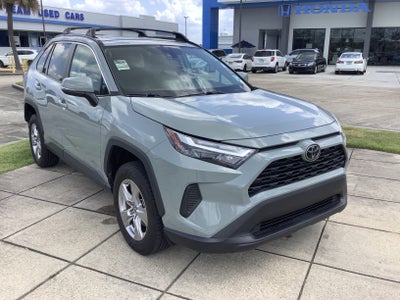 2022 Toyota RAV4 XLE
