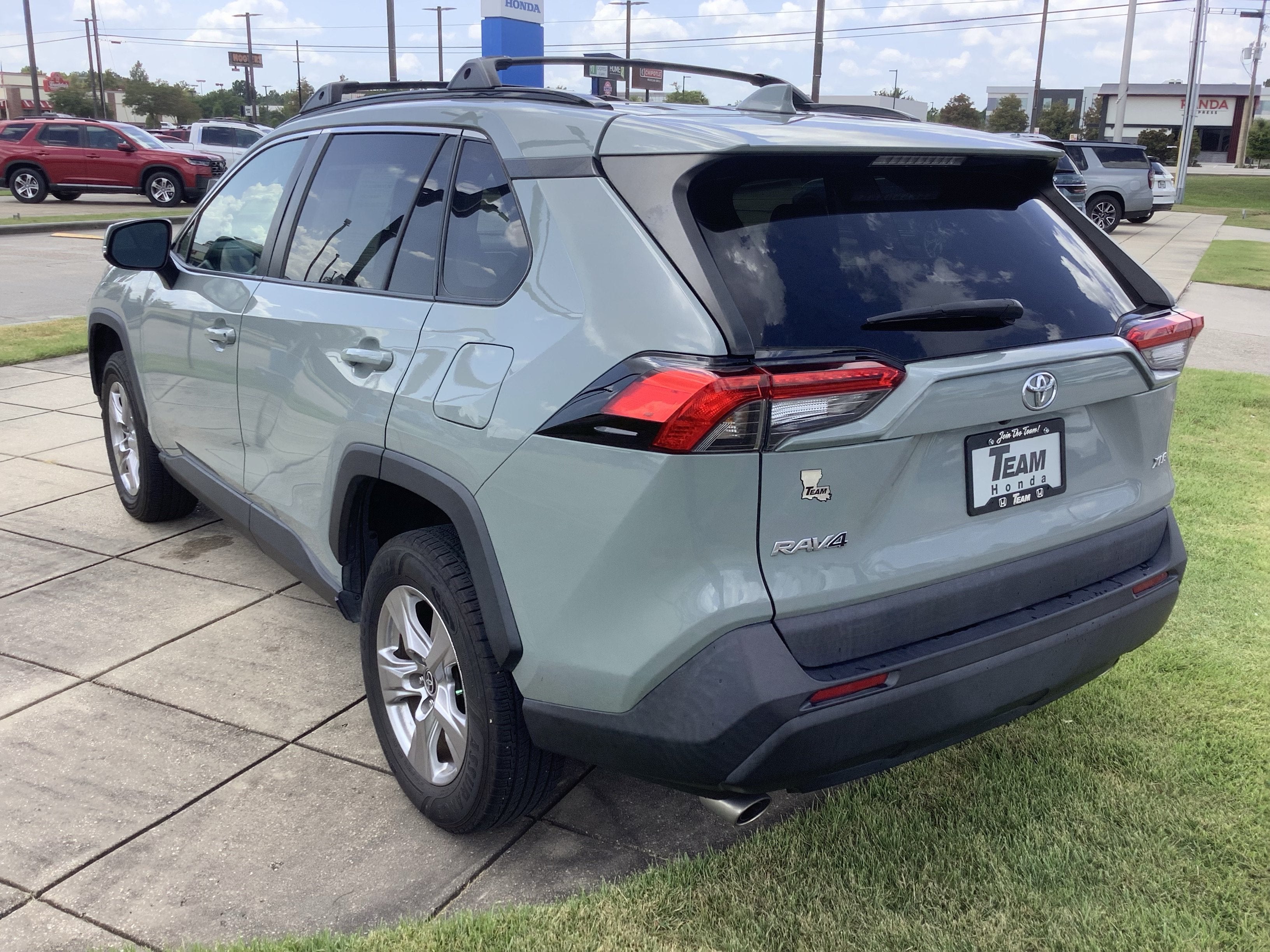 2022 Toyota RAV4 XLE