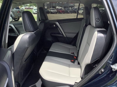 2017 Toyota RAV4 Platinum