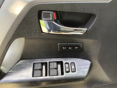 2017 Toyota RAV4 Platinum