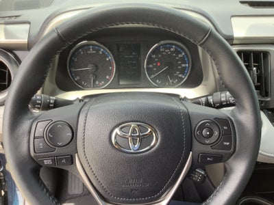 2017 Toyota RAV4 Platinum