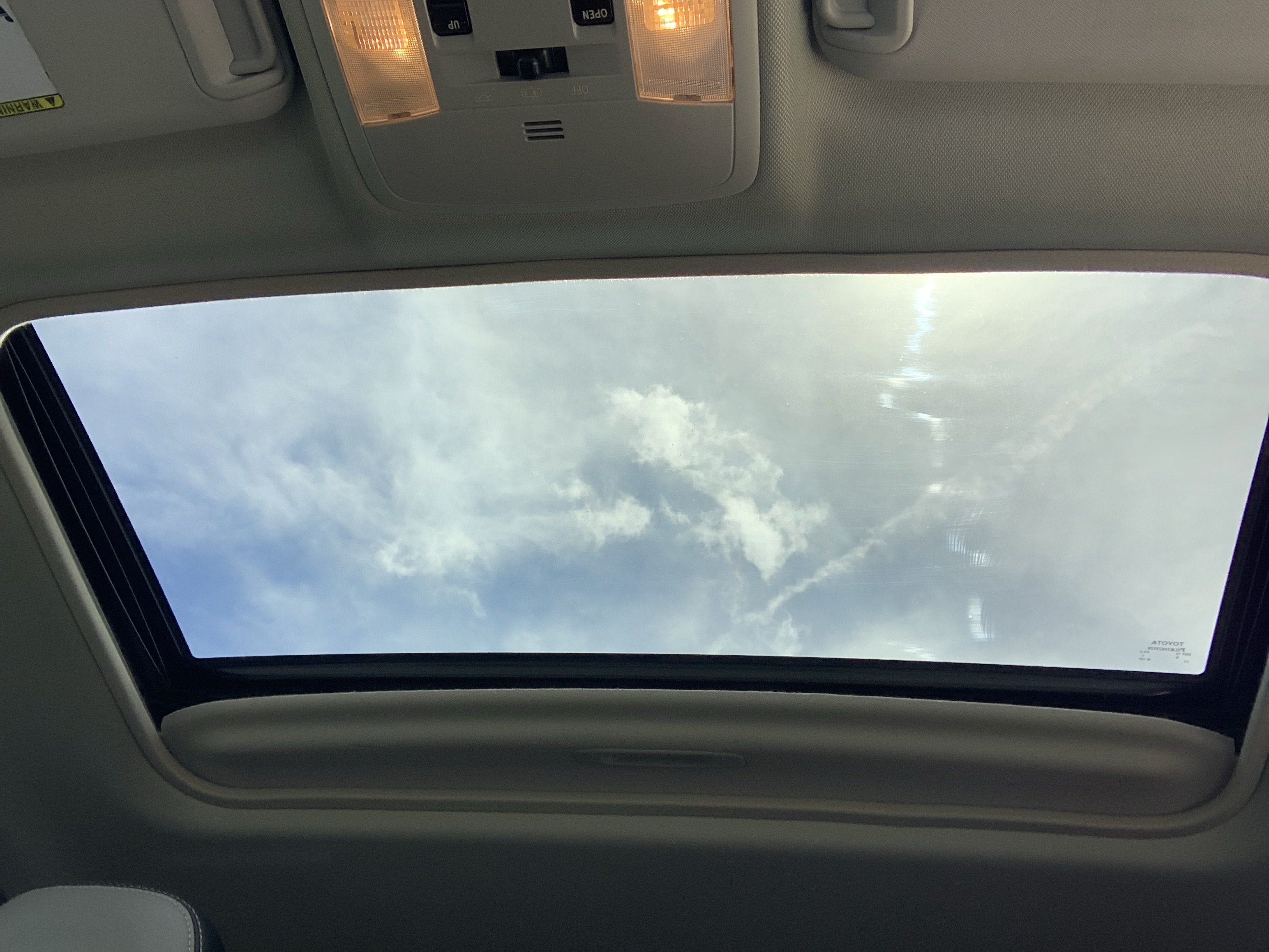 2017 Toyota RAV4 Platinum