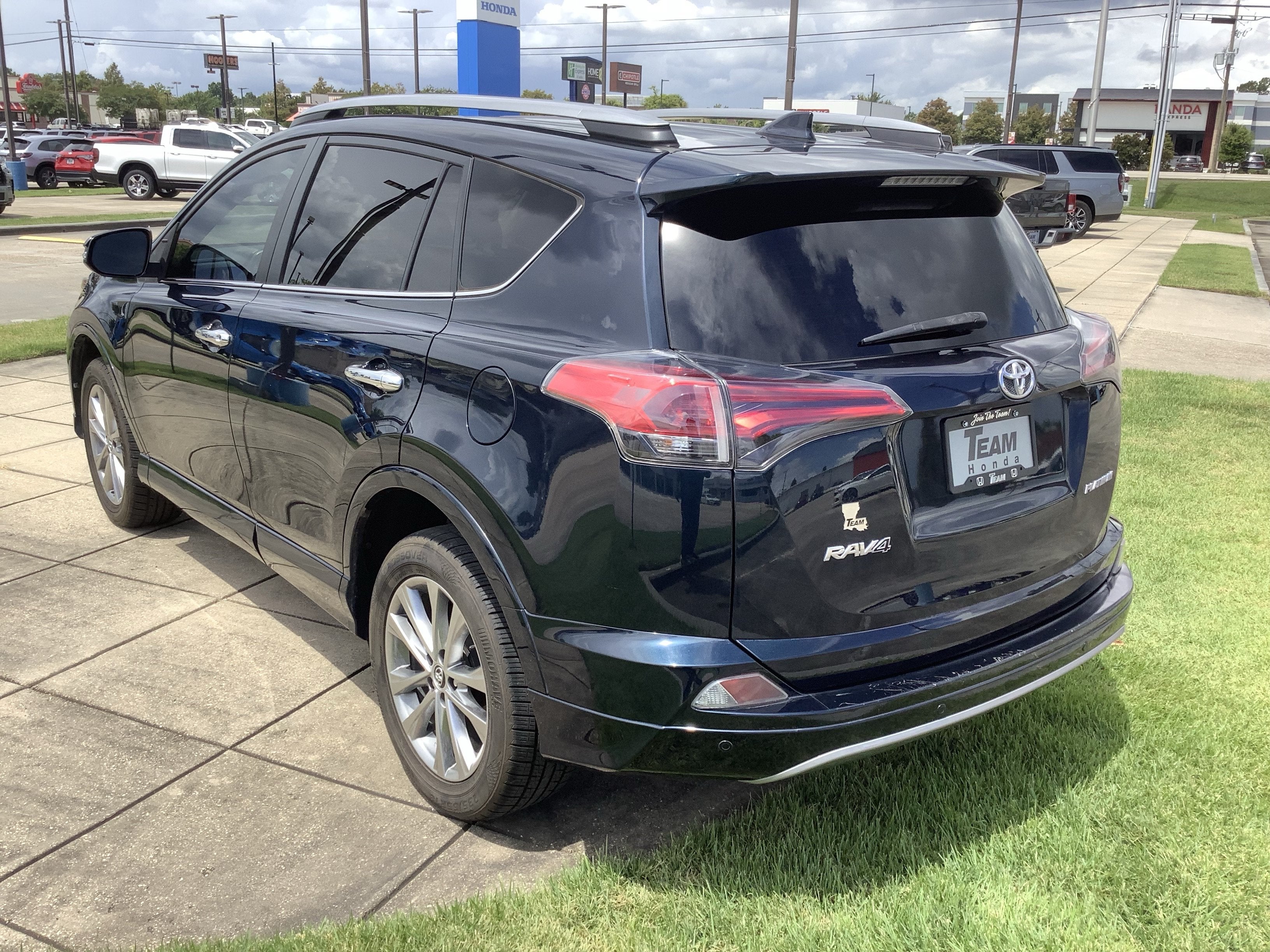 2017 Toyota RAV4 Platinum
