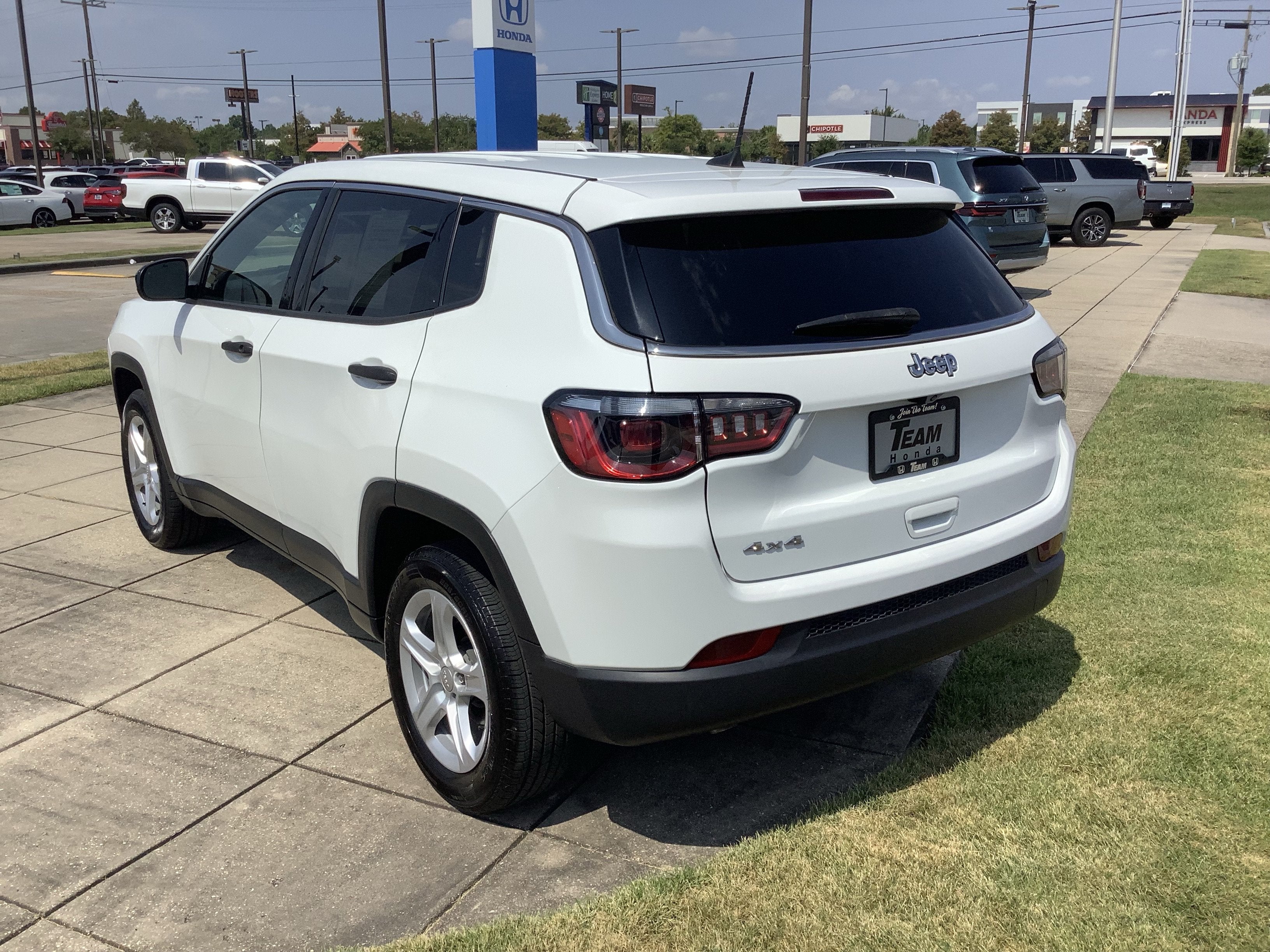 2023 Jeep Compass Sport