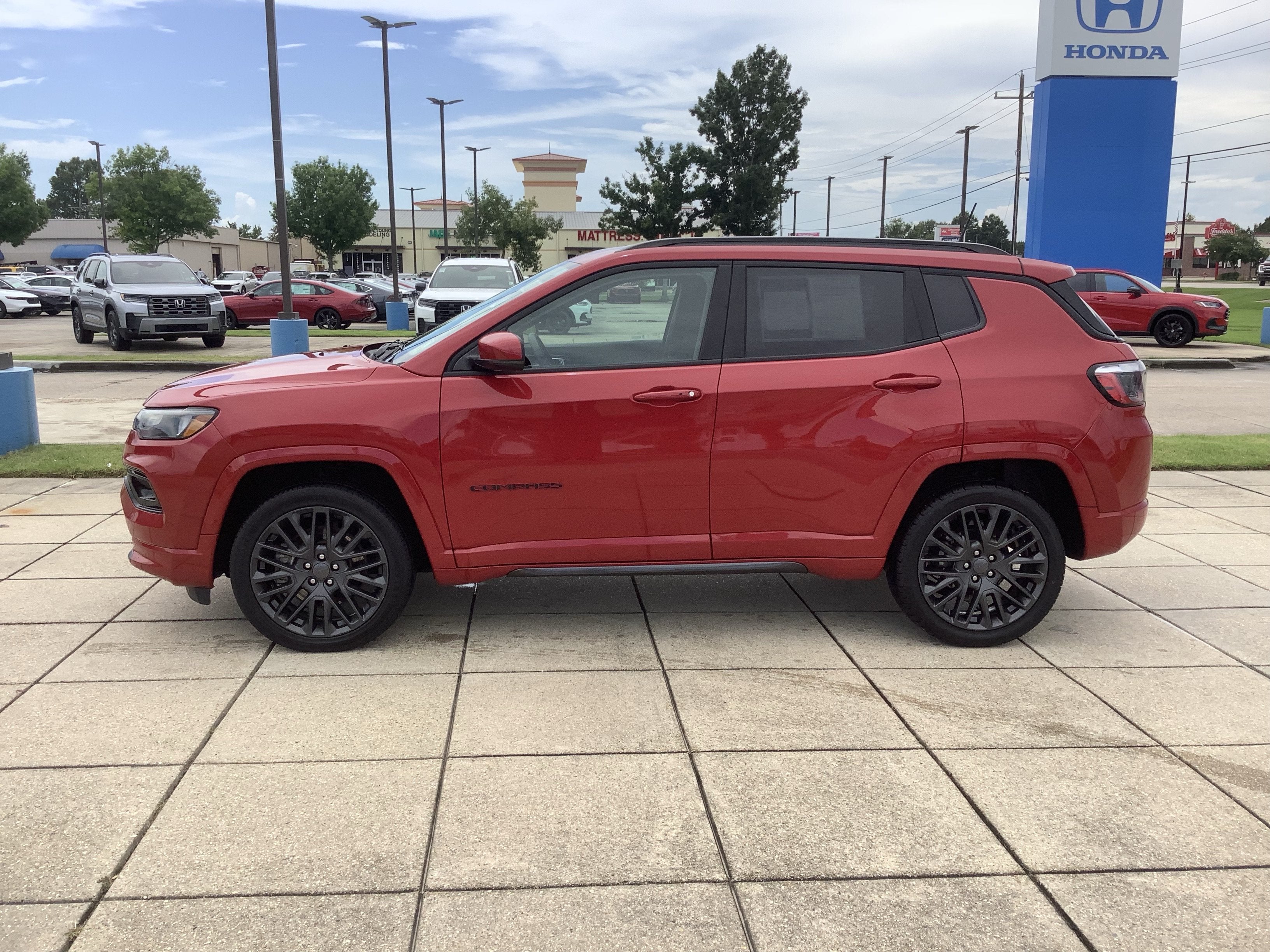 2023 Jeep Compass (RED) Edition