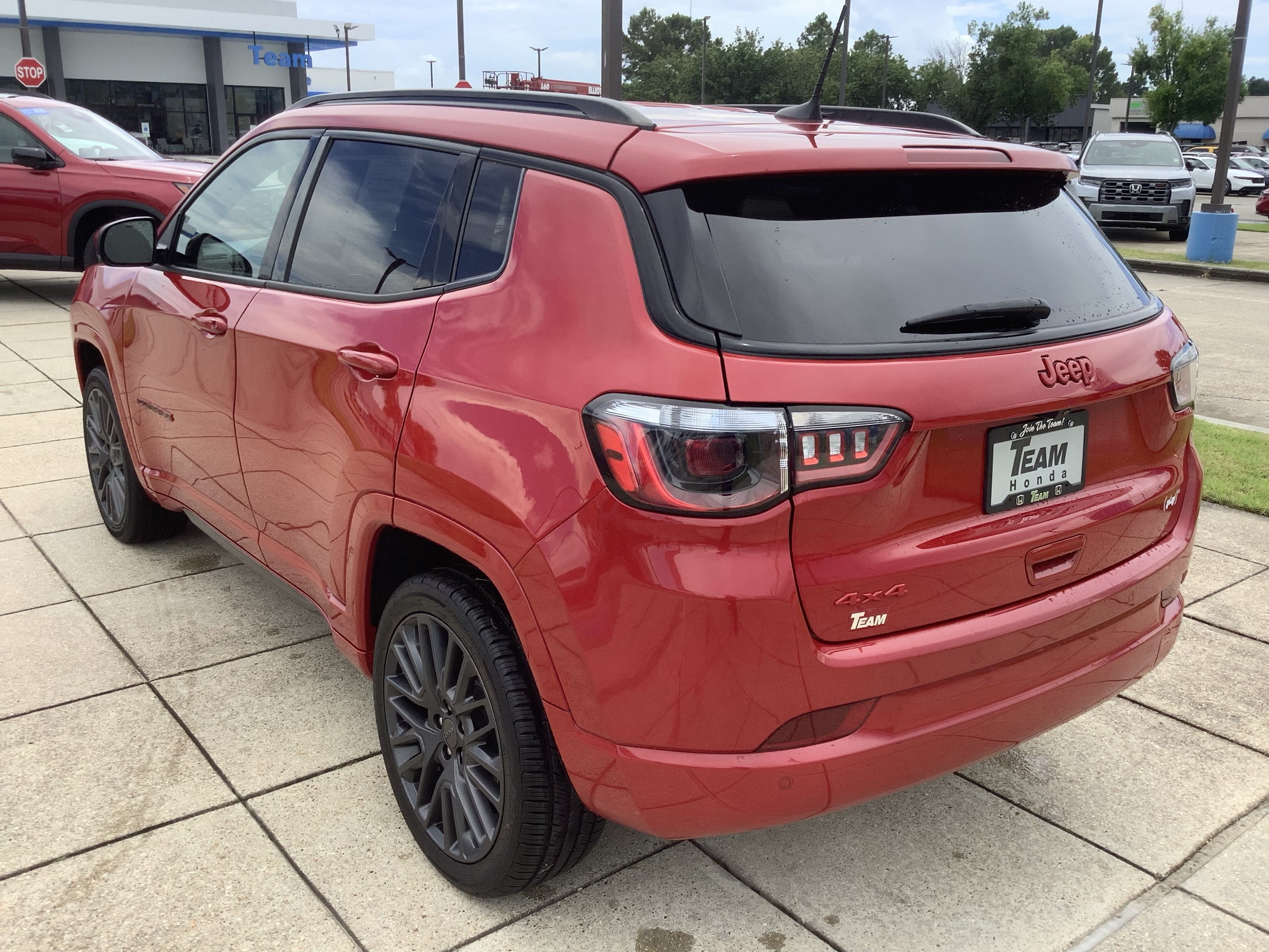 2023 Jeep Compass (RED) Edition