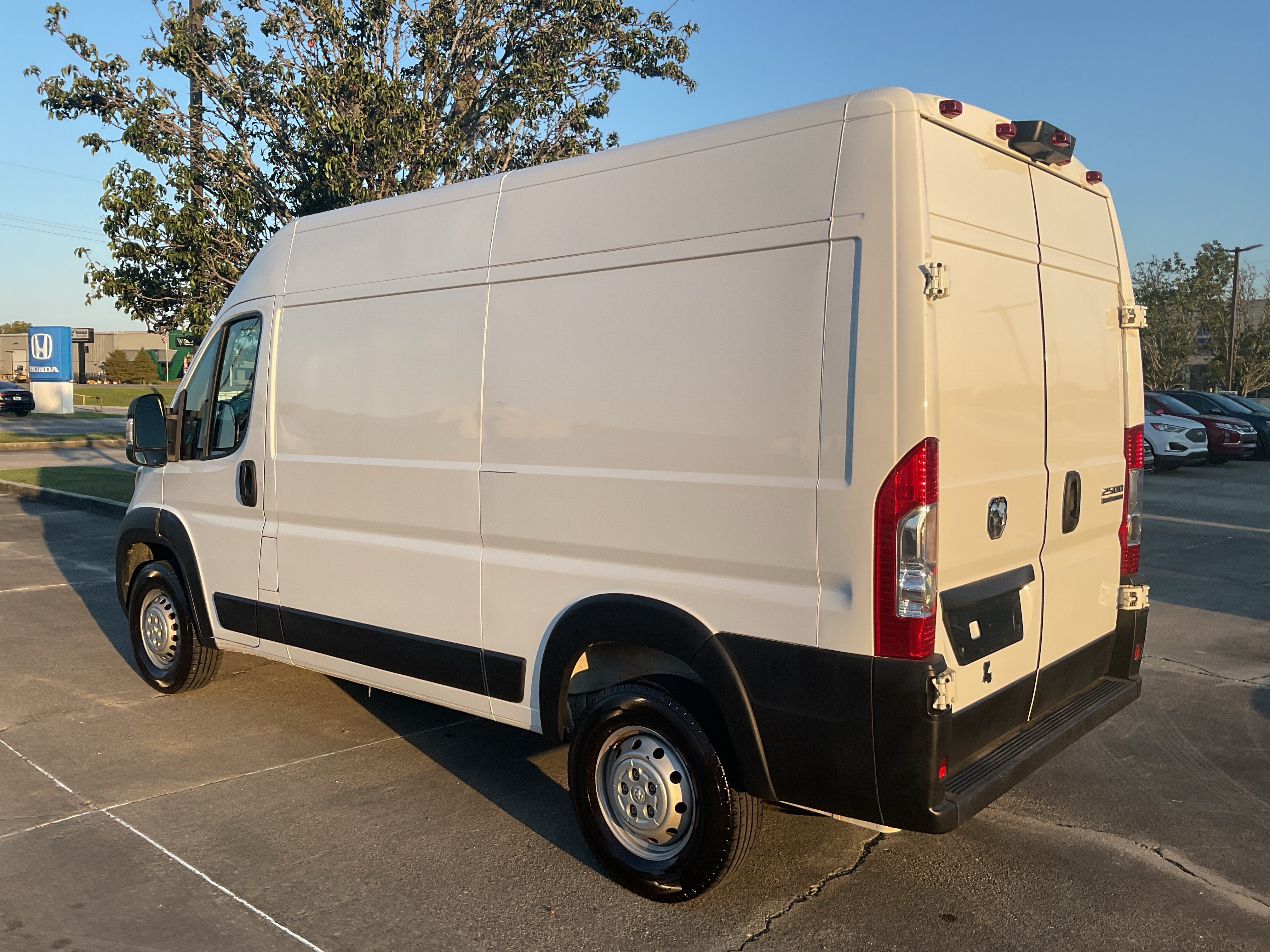 2025 RAM ProMaster Cargo Van Tradesman