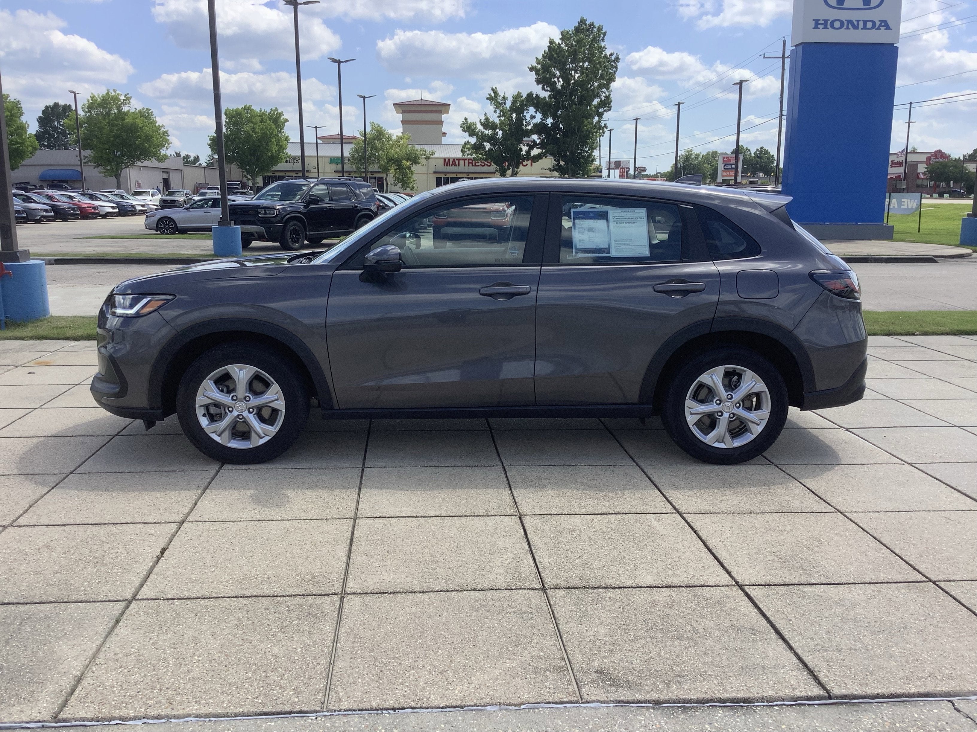 2025 Honda HR-V LX