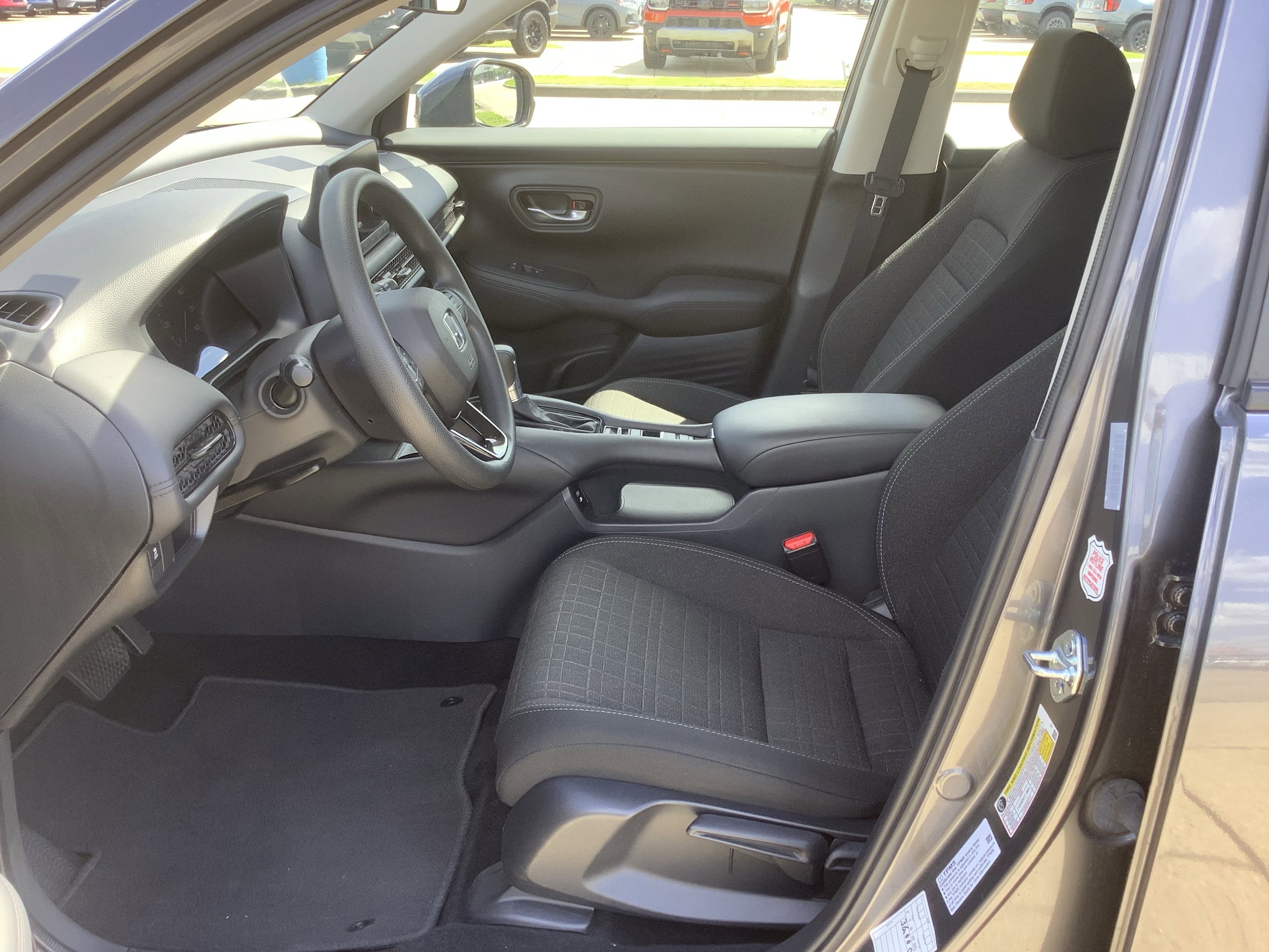 2025 Honda HR-V LX