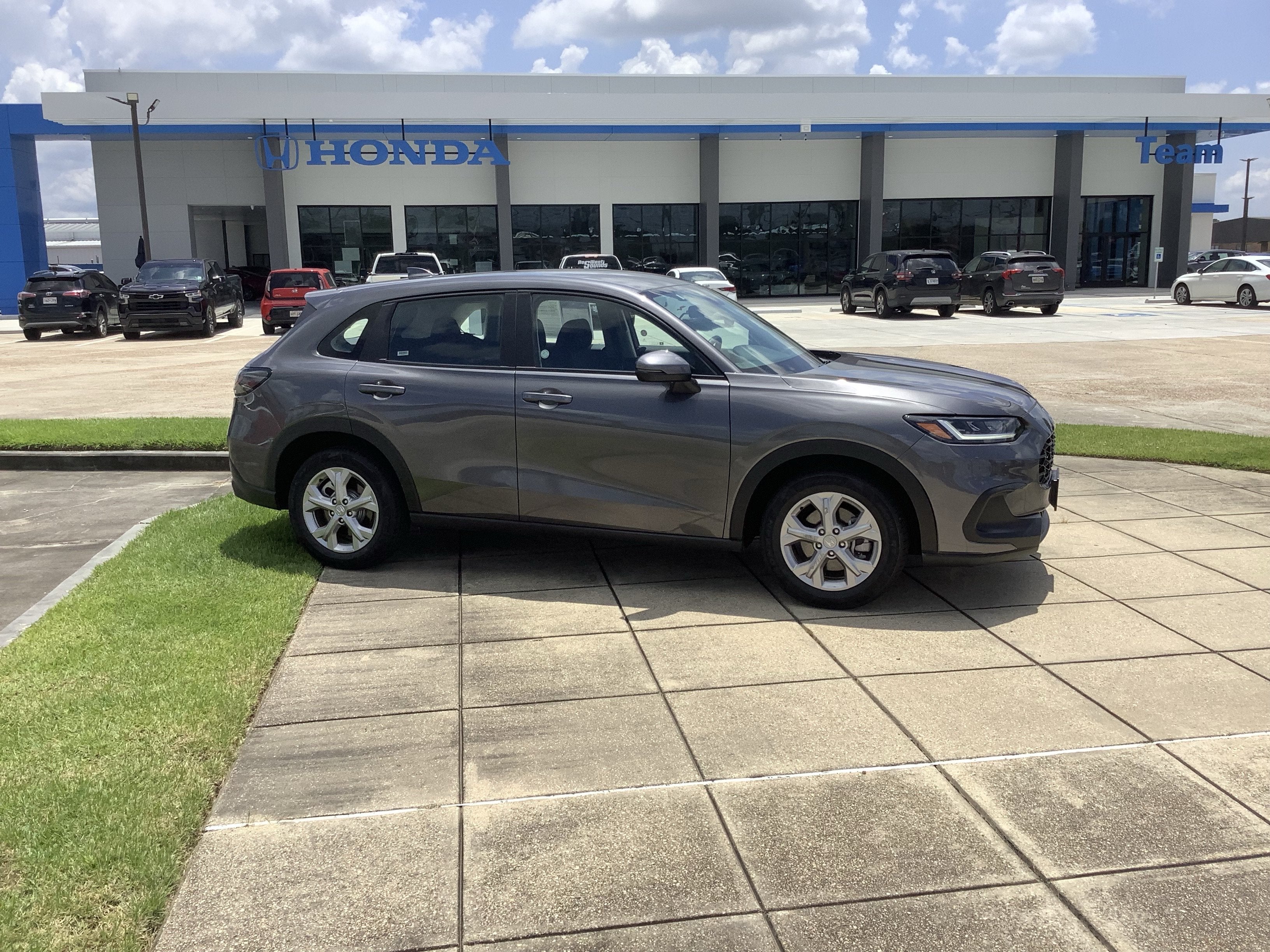 2025 Honda HR-V LX