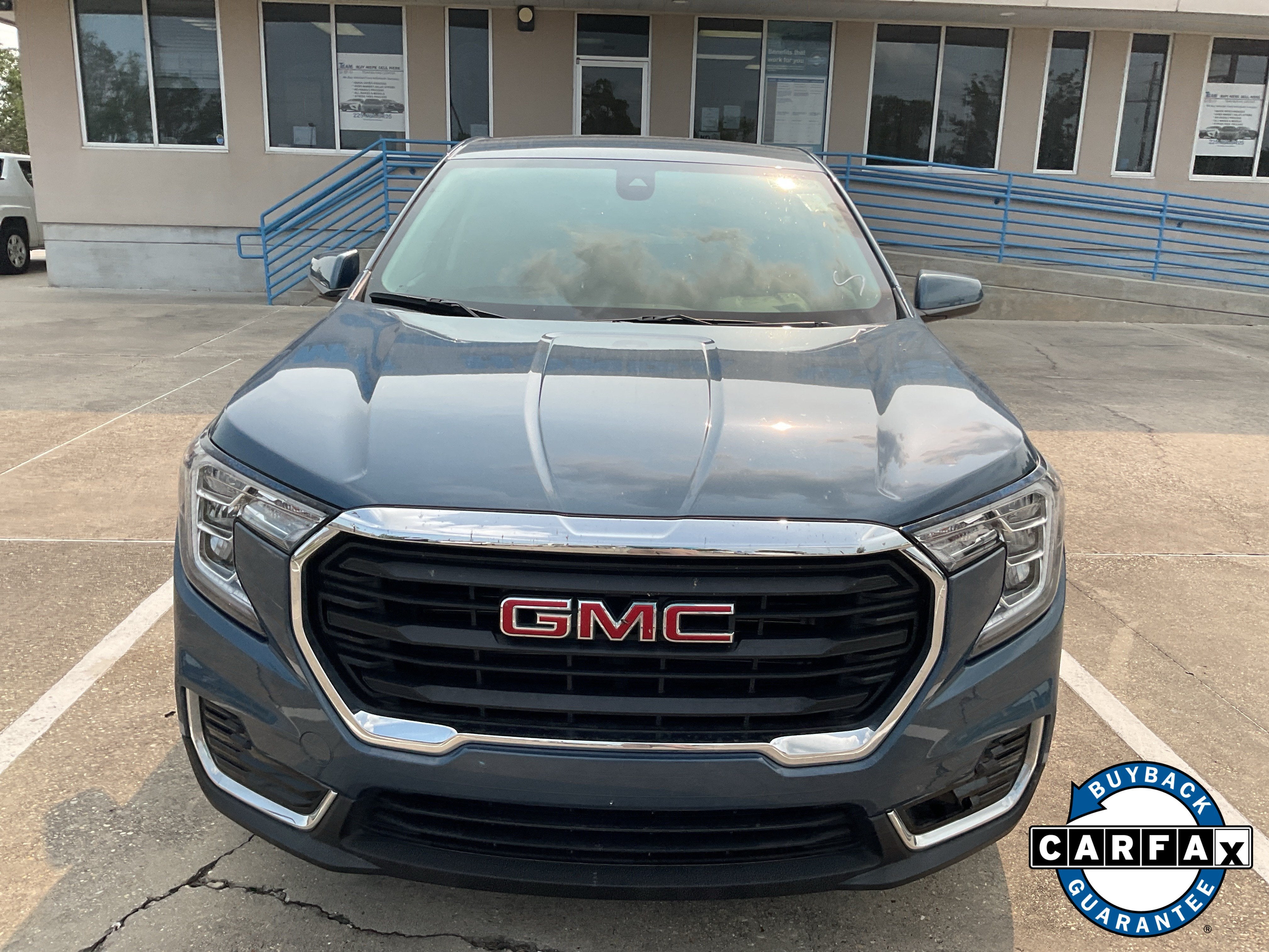 2024 GMC Terrain SLE
