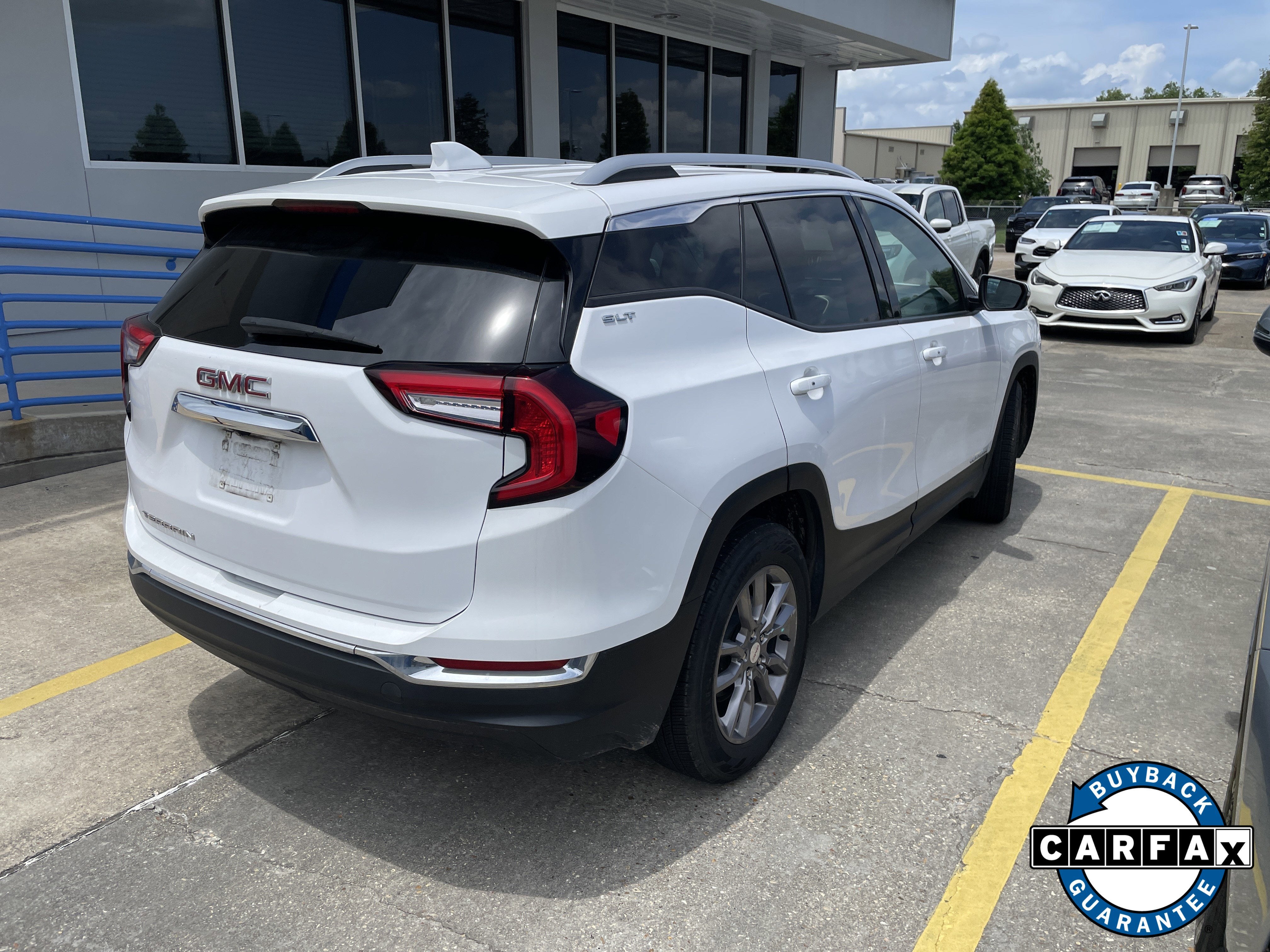 2024 GMC Terrain SLT