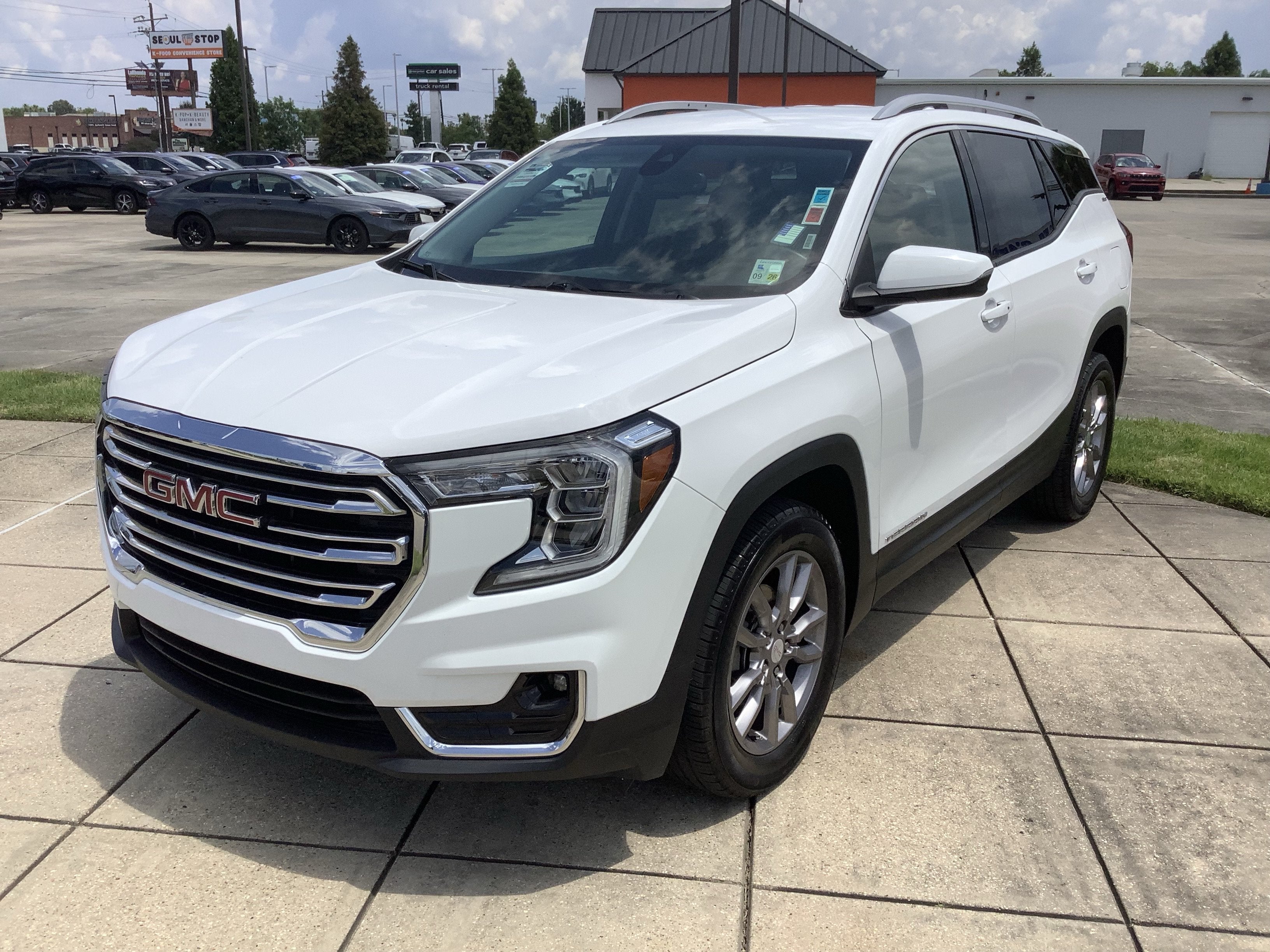 2024 GMC Terrain SLT