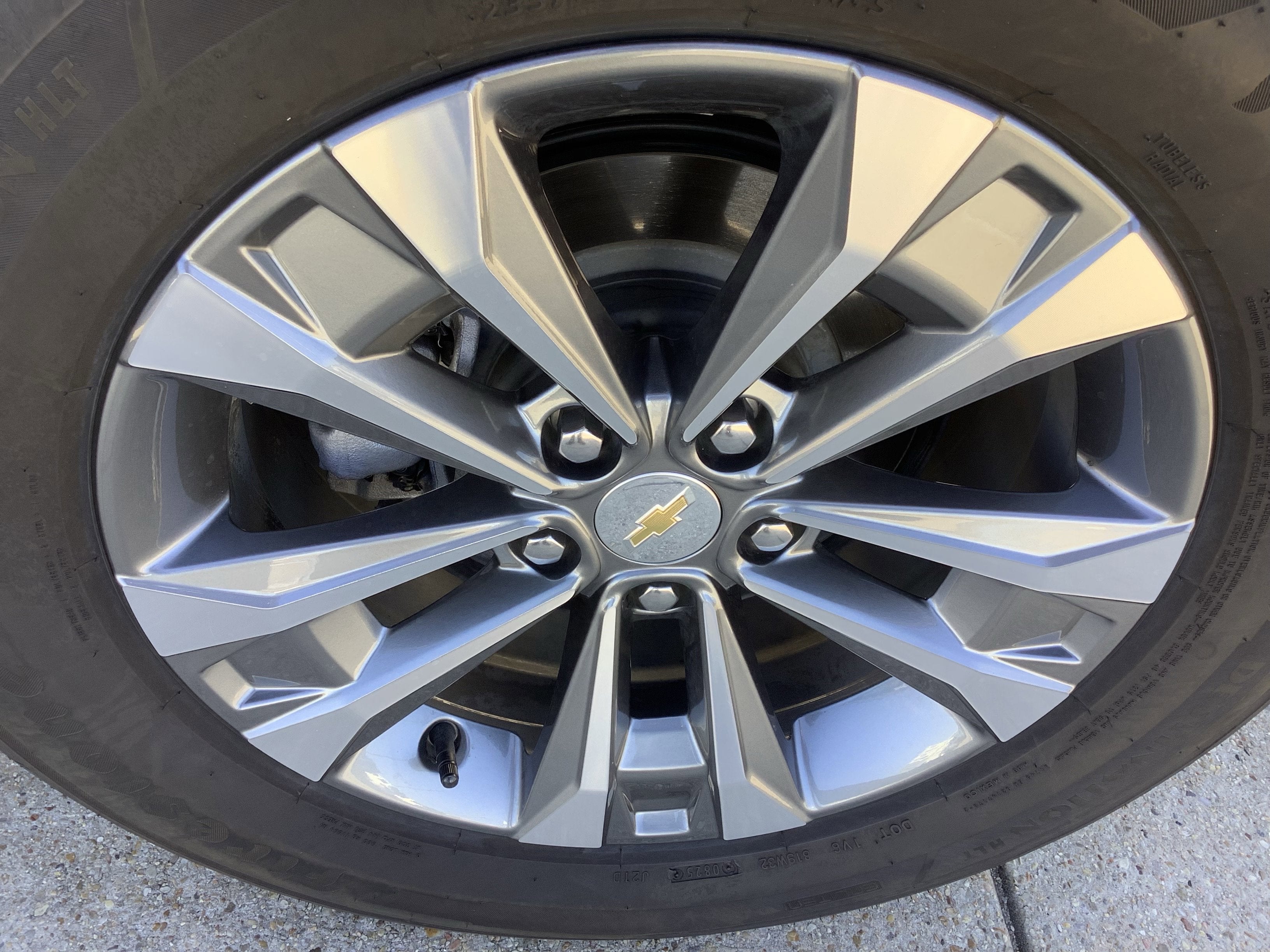 2025 Chevrolet Equinox FWD LT