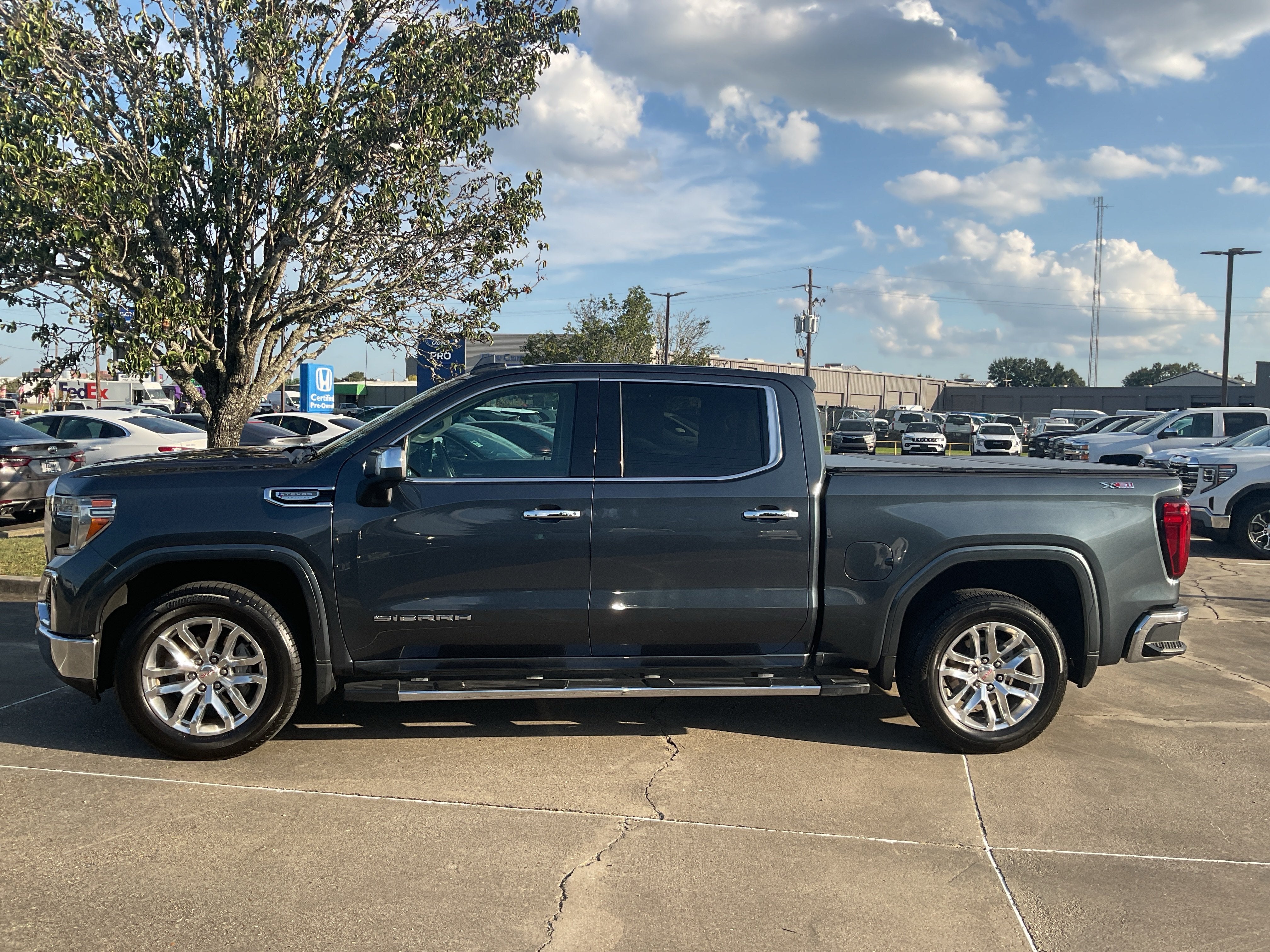 2020 GMC Sierra 1500 SLT