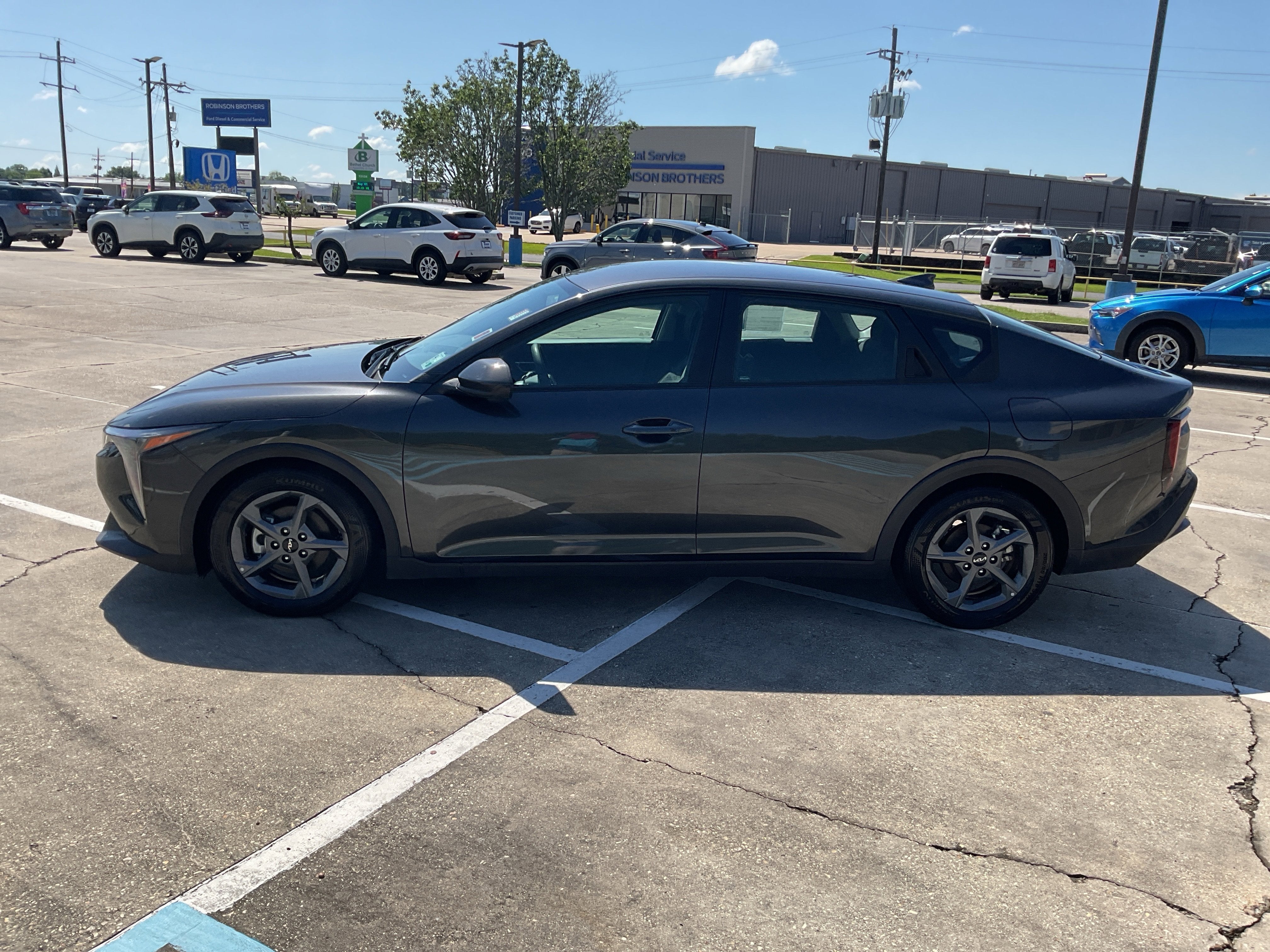 2025 Kia K4 LXS