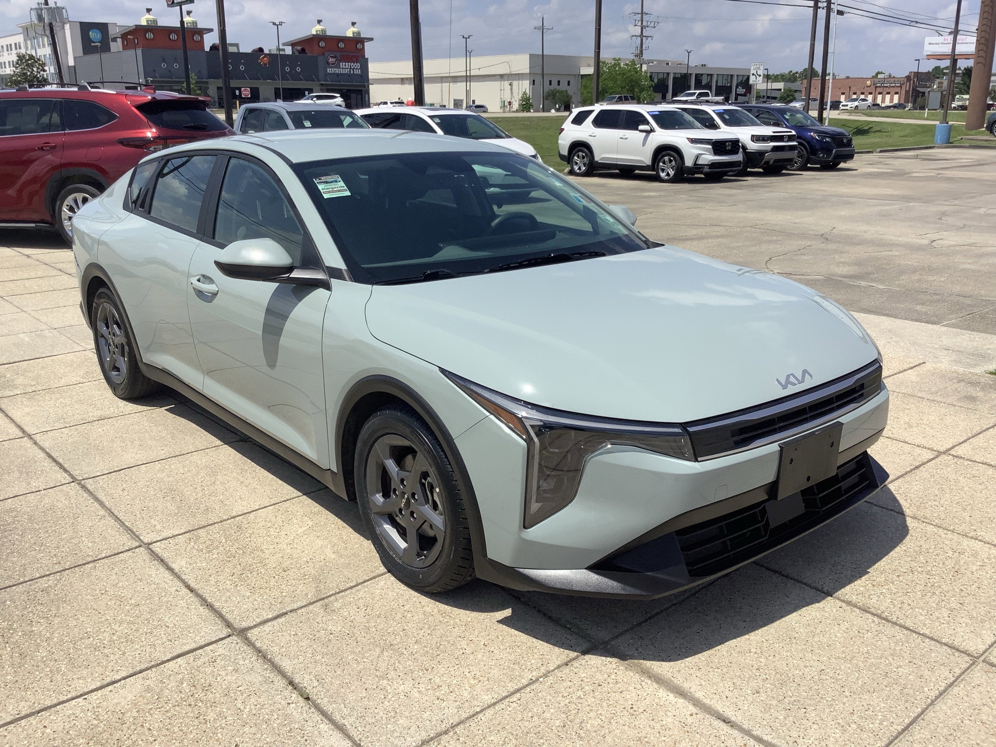 2025 Kia K4 LXS
