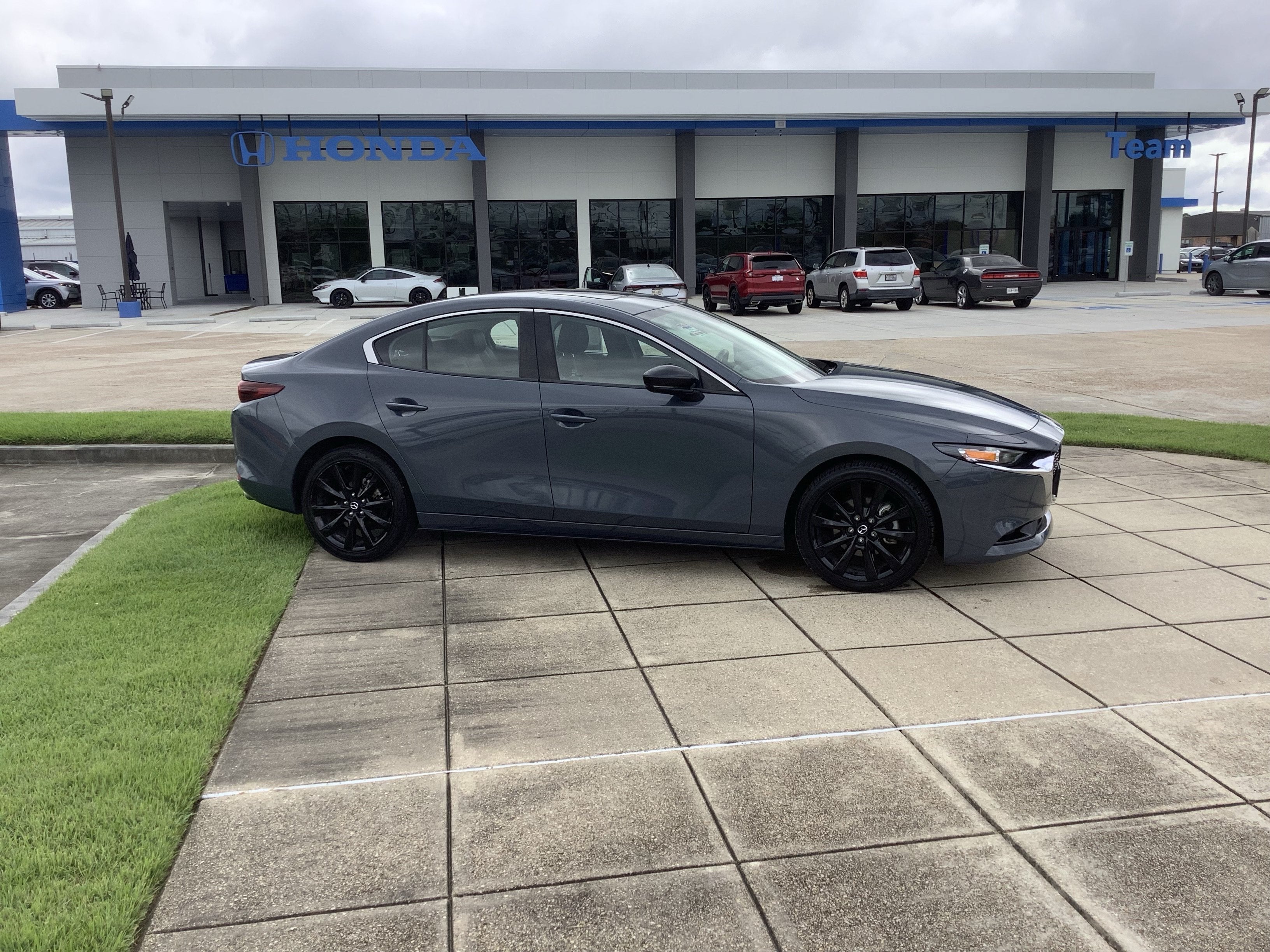 2024 Mazda Mazda3 Sedan 2.5 S Carbon Edition